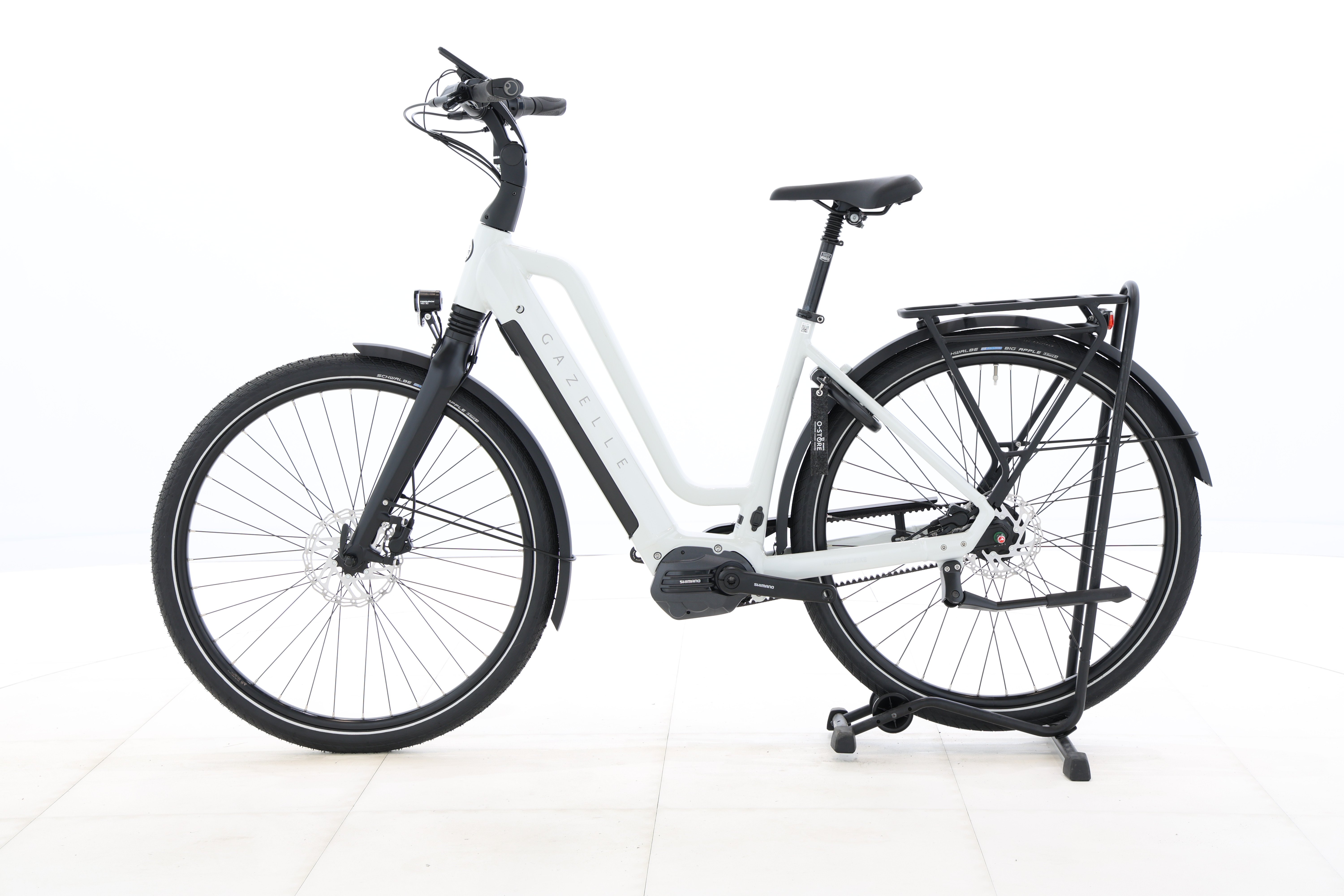 3881a1b5-232a-44cd-936b-6a743aa67afd