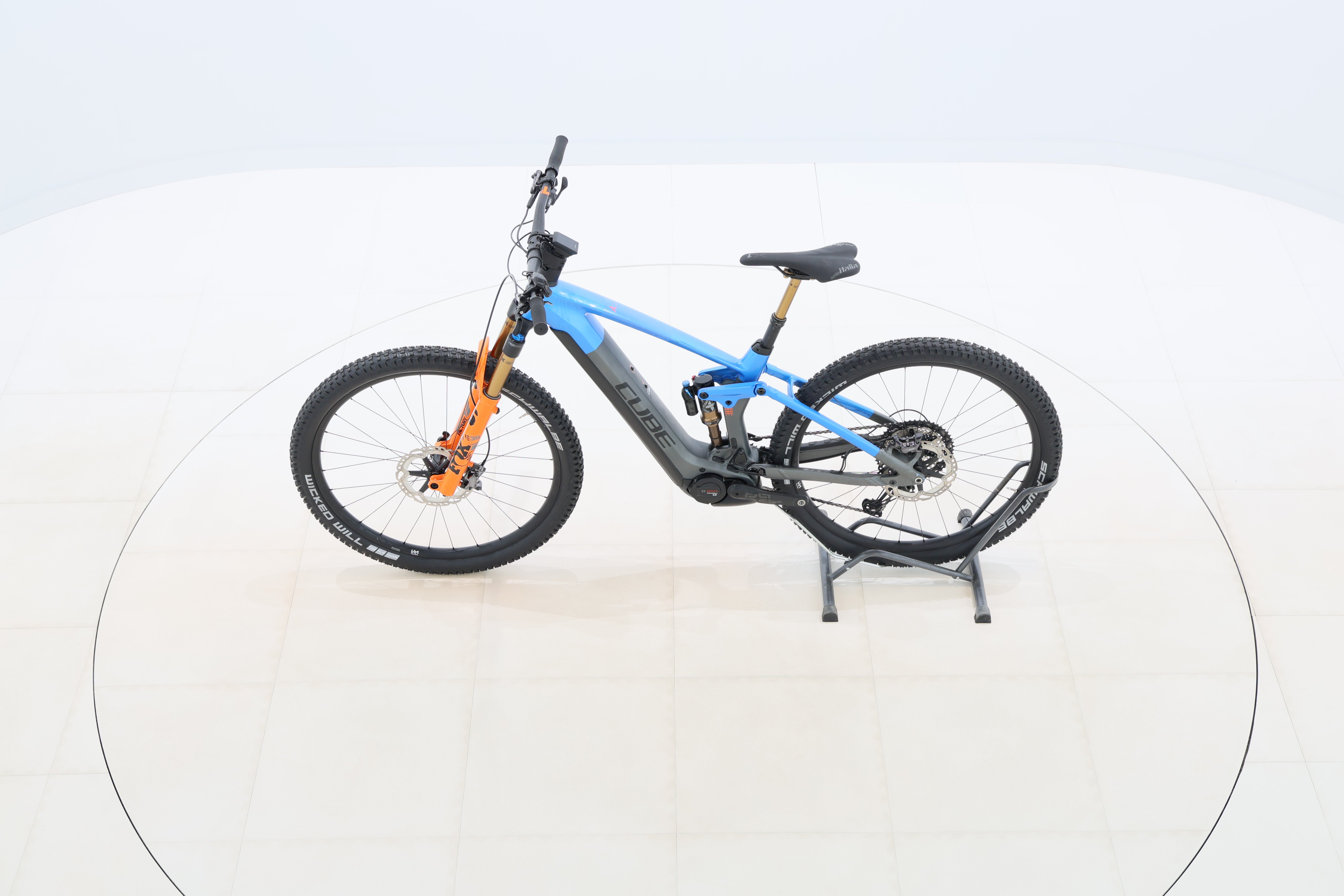 0b64741b-67da-4e3b-bfc0-b1fbe572d8f1