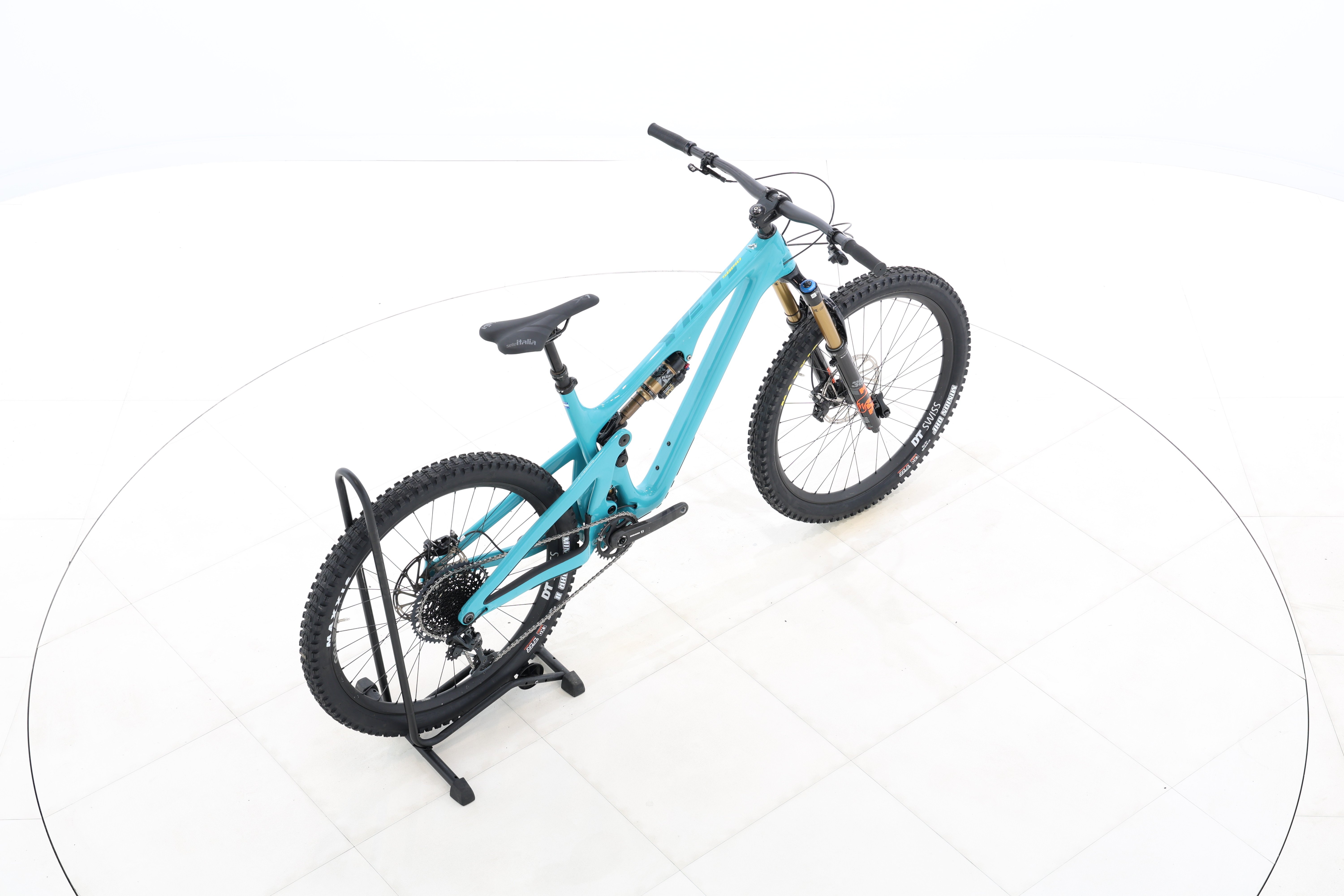 d84f4eac-15e4-4f44-83ed-af95c5c8b651