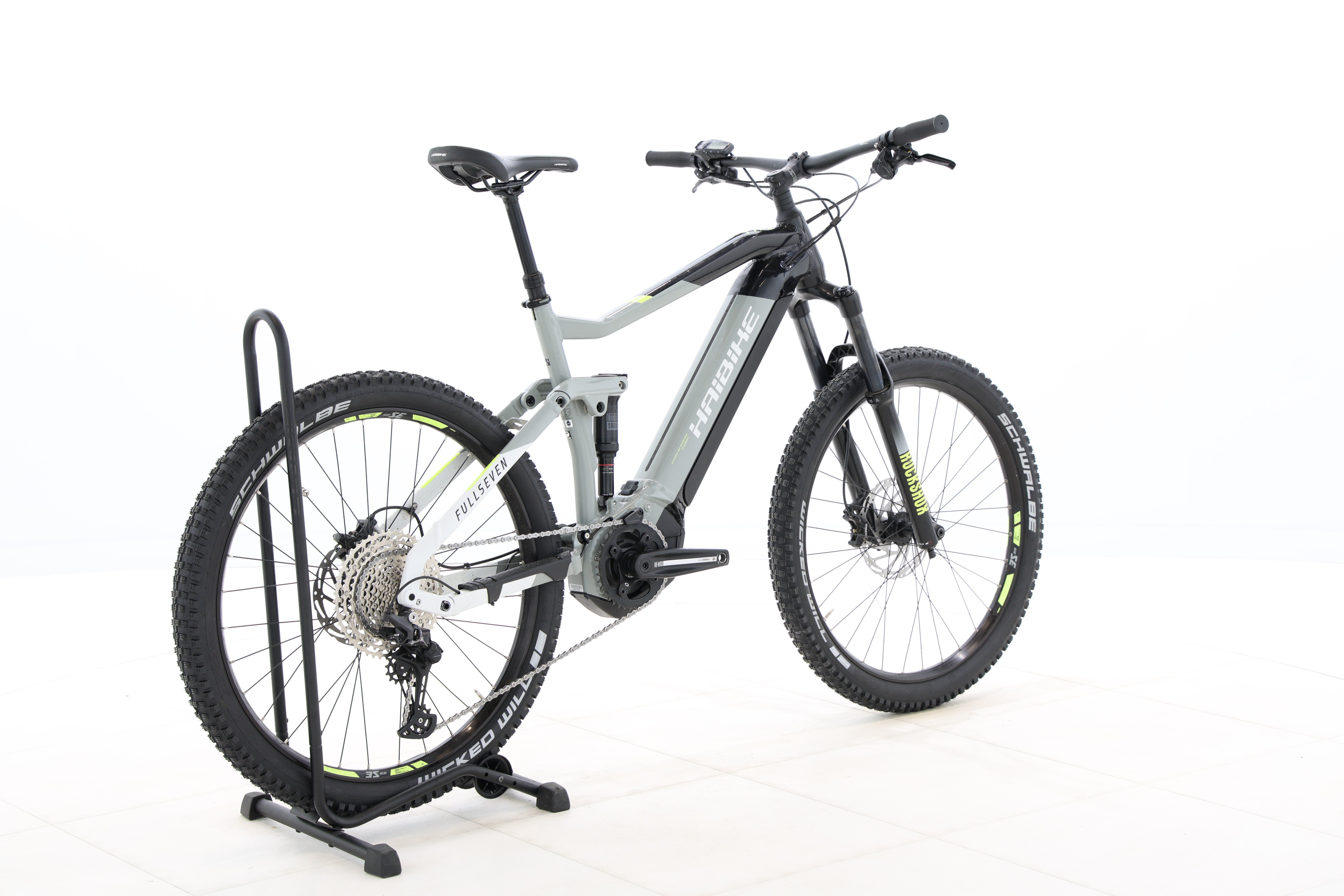 4ce3a4a6-0ab9-40de-8a76-c1470b53eb30