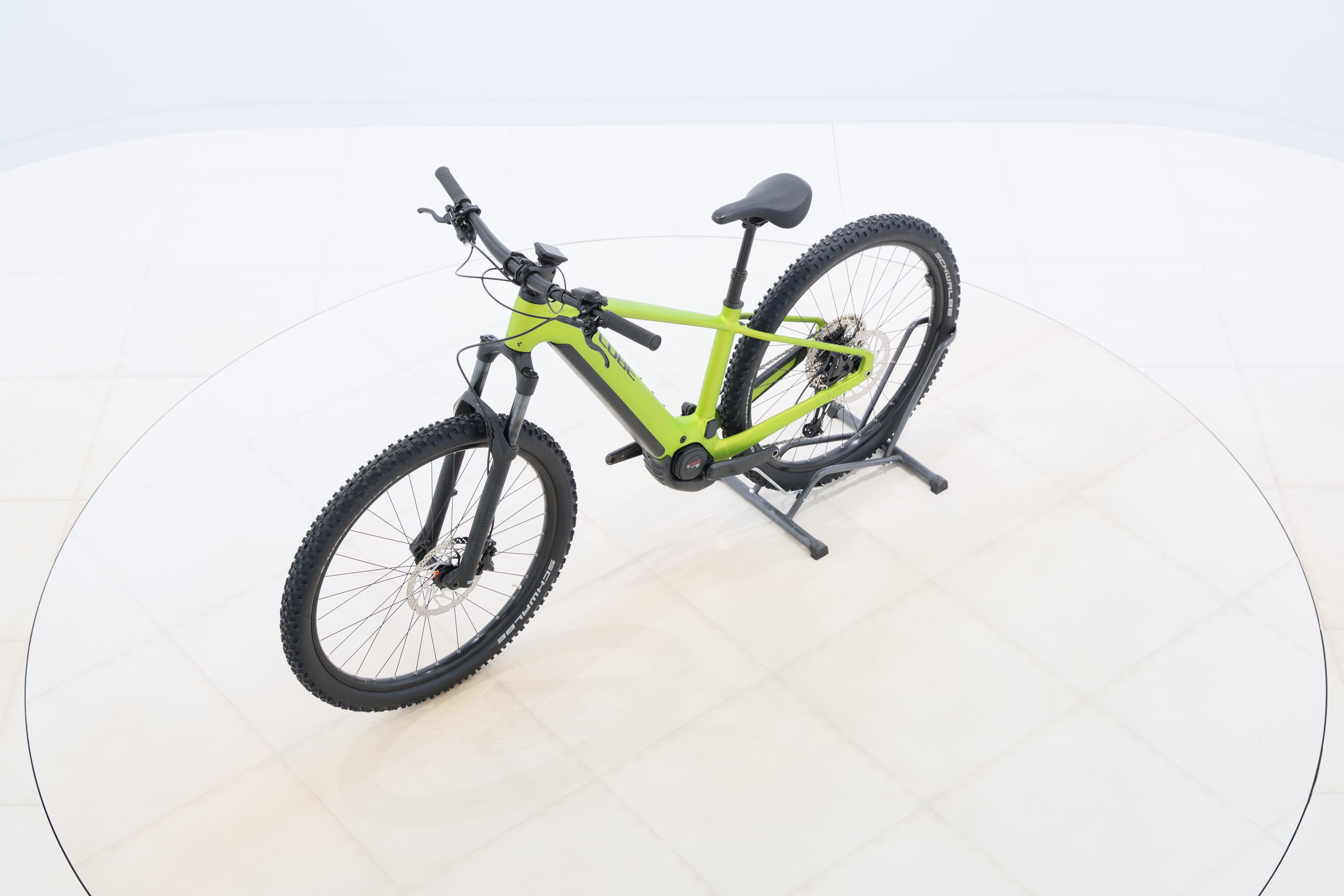 31b5c6b8-27c8-41f6-9268-78f4c41a1e9b