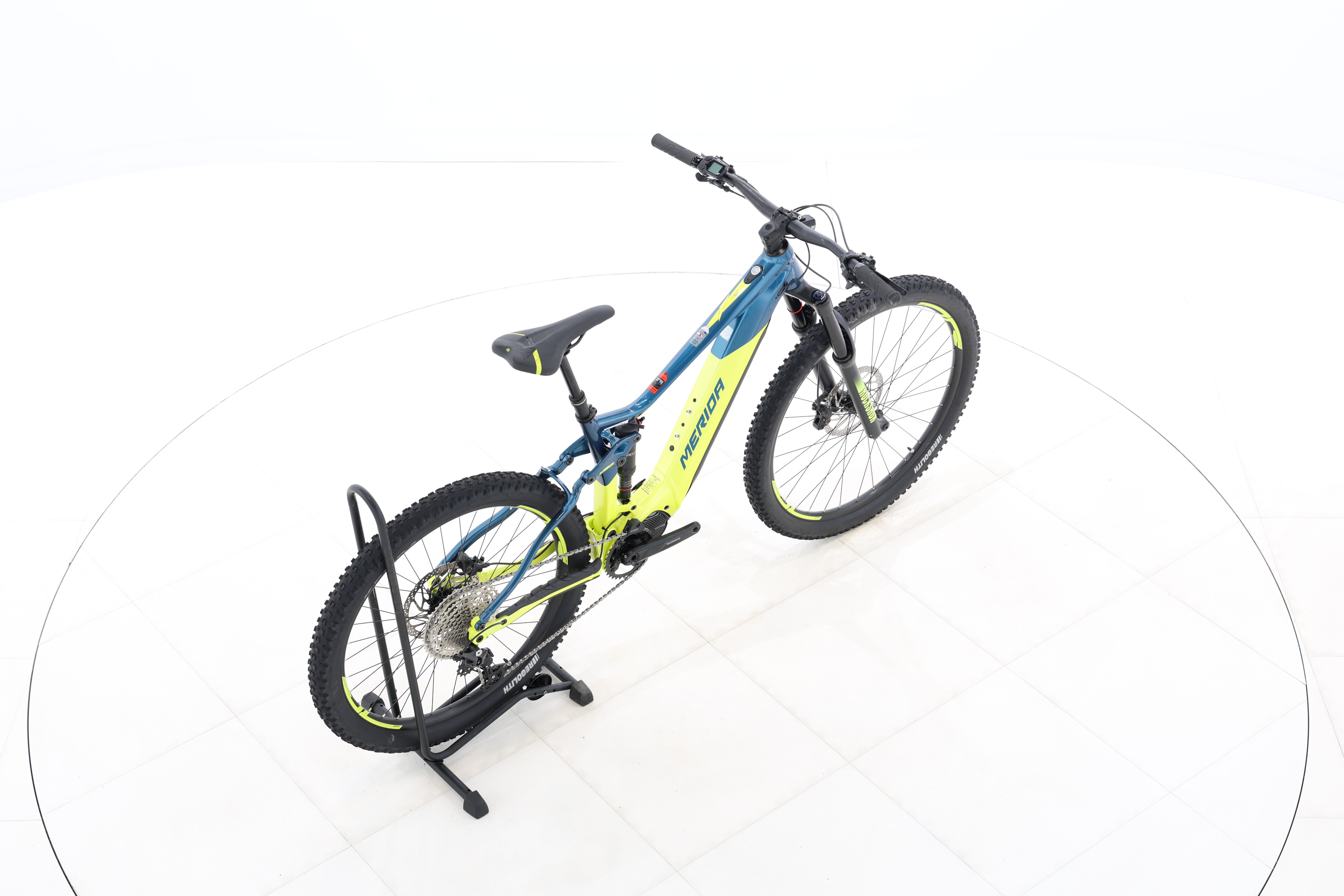 1d474ad4-8990-4d39-9af5-29721f52cabb