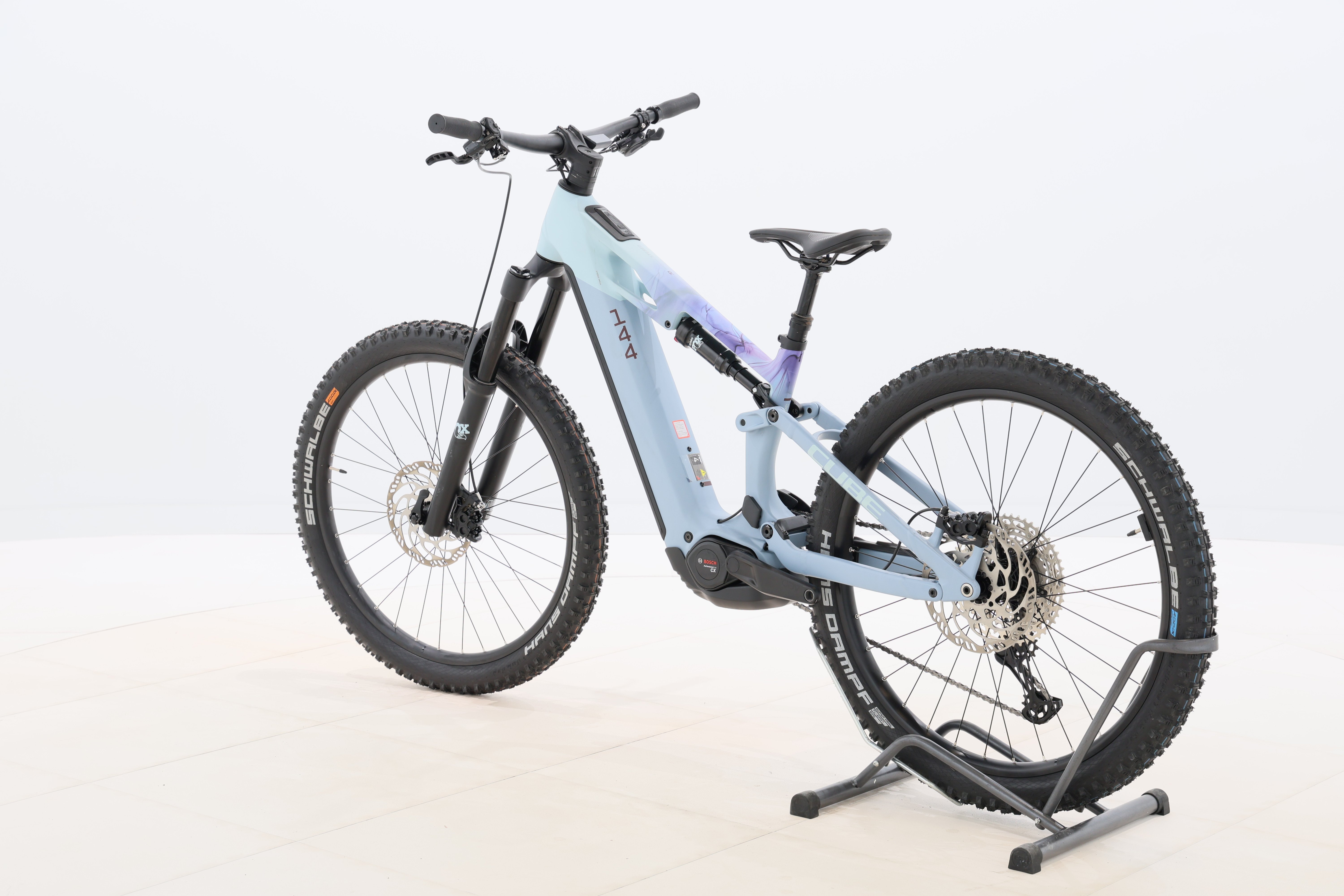 f501b635-694c-4f26-b8b9-f2ff59aa3f8b