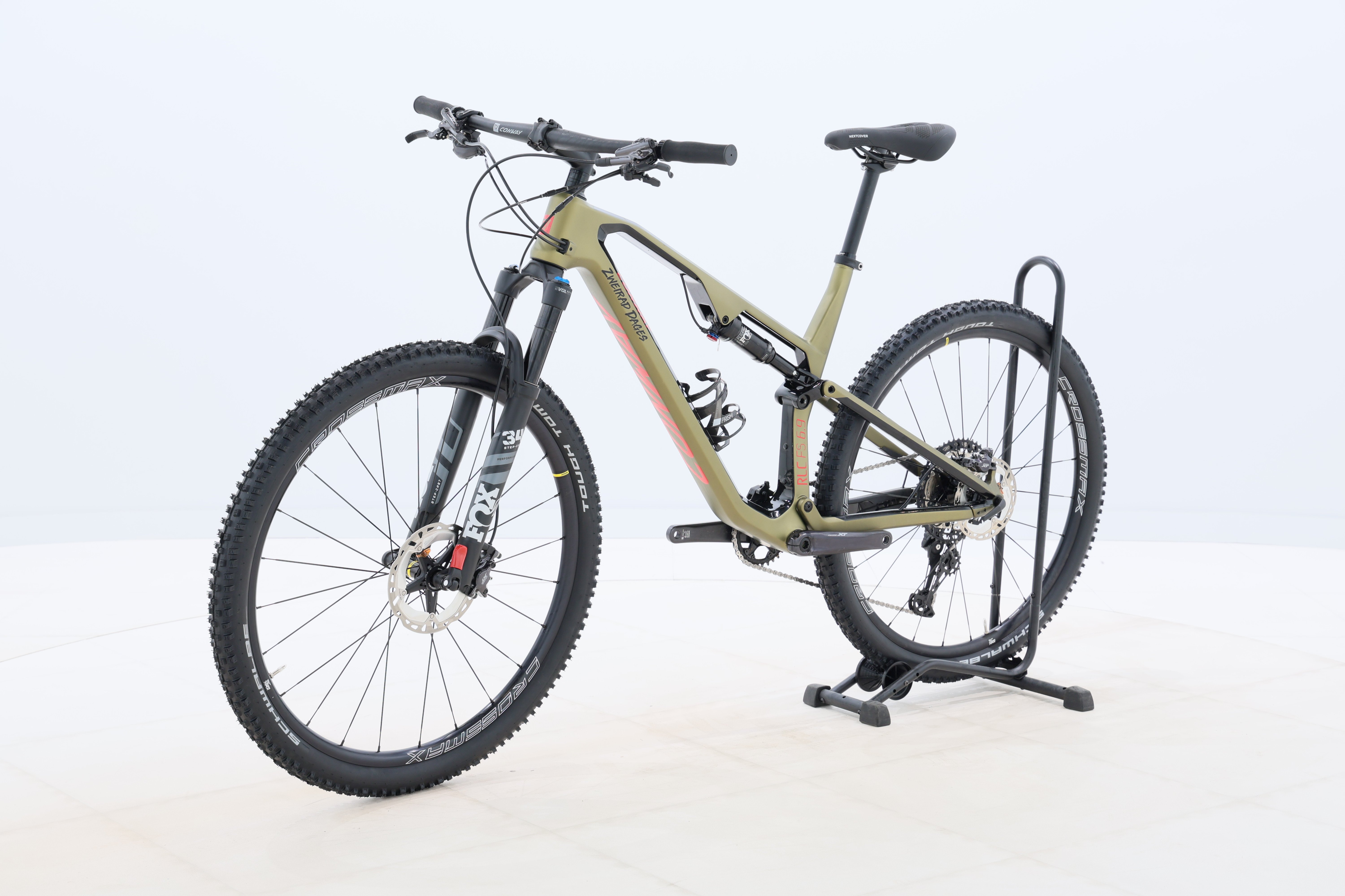 8f043022-7634-4421-81e7-9b957ba08161