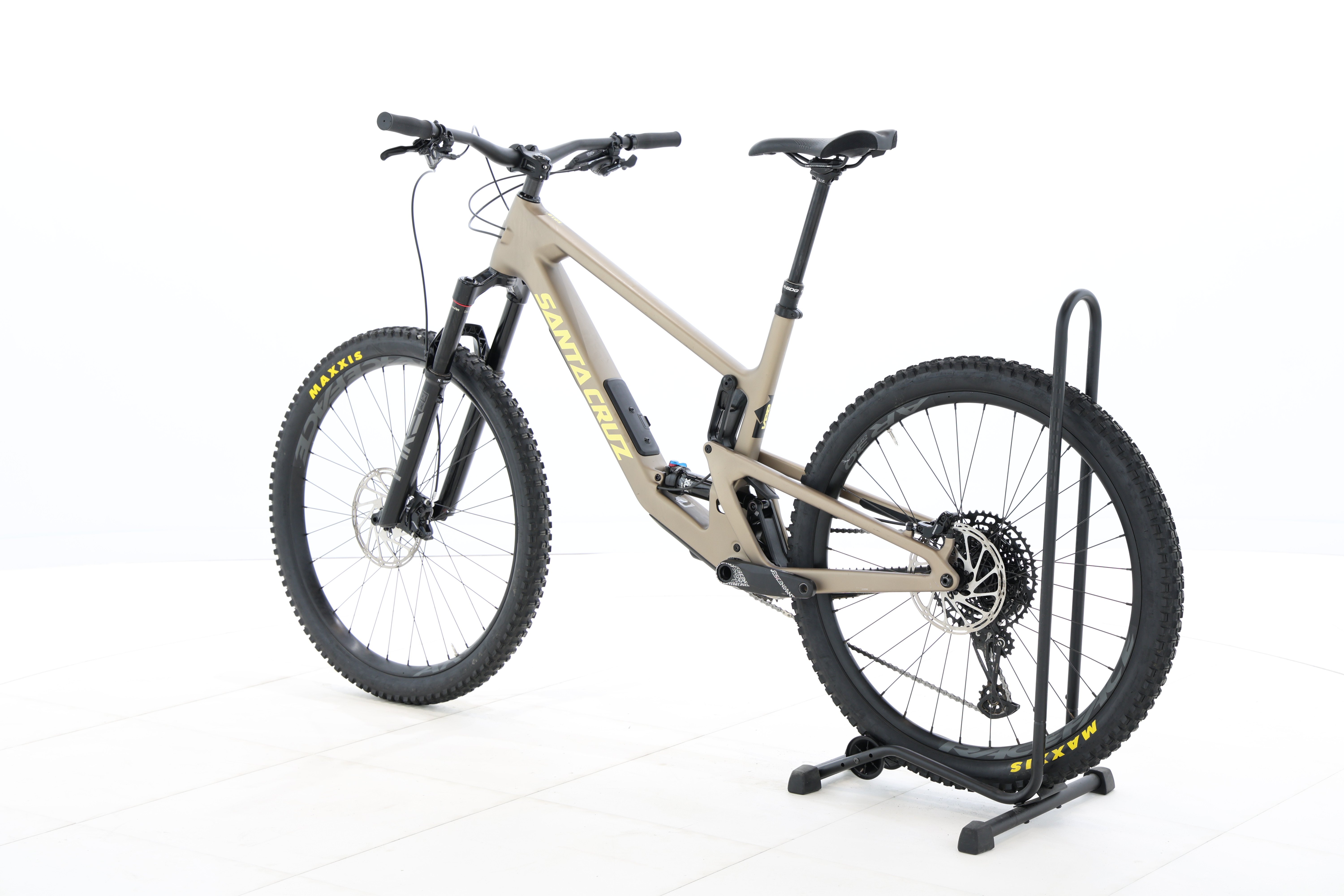 d9db816e-cf19-490c-9cb6-c620d108f75b