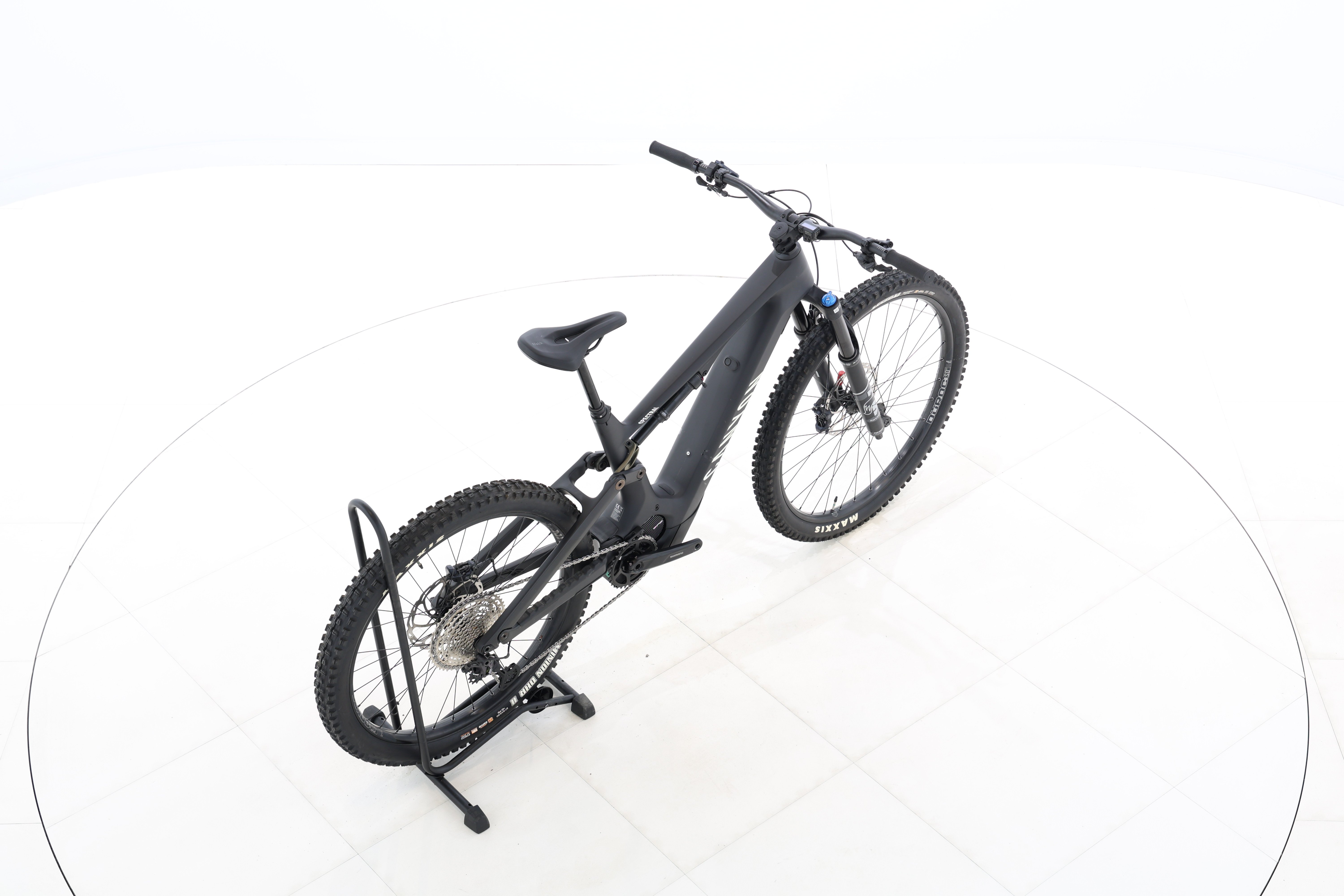 a6e5e711-4f4f-43e2-95bf-306ef83c2933