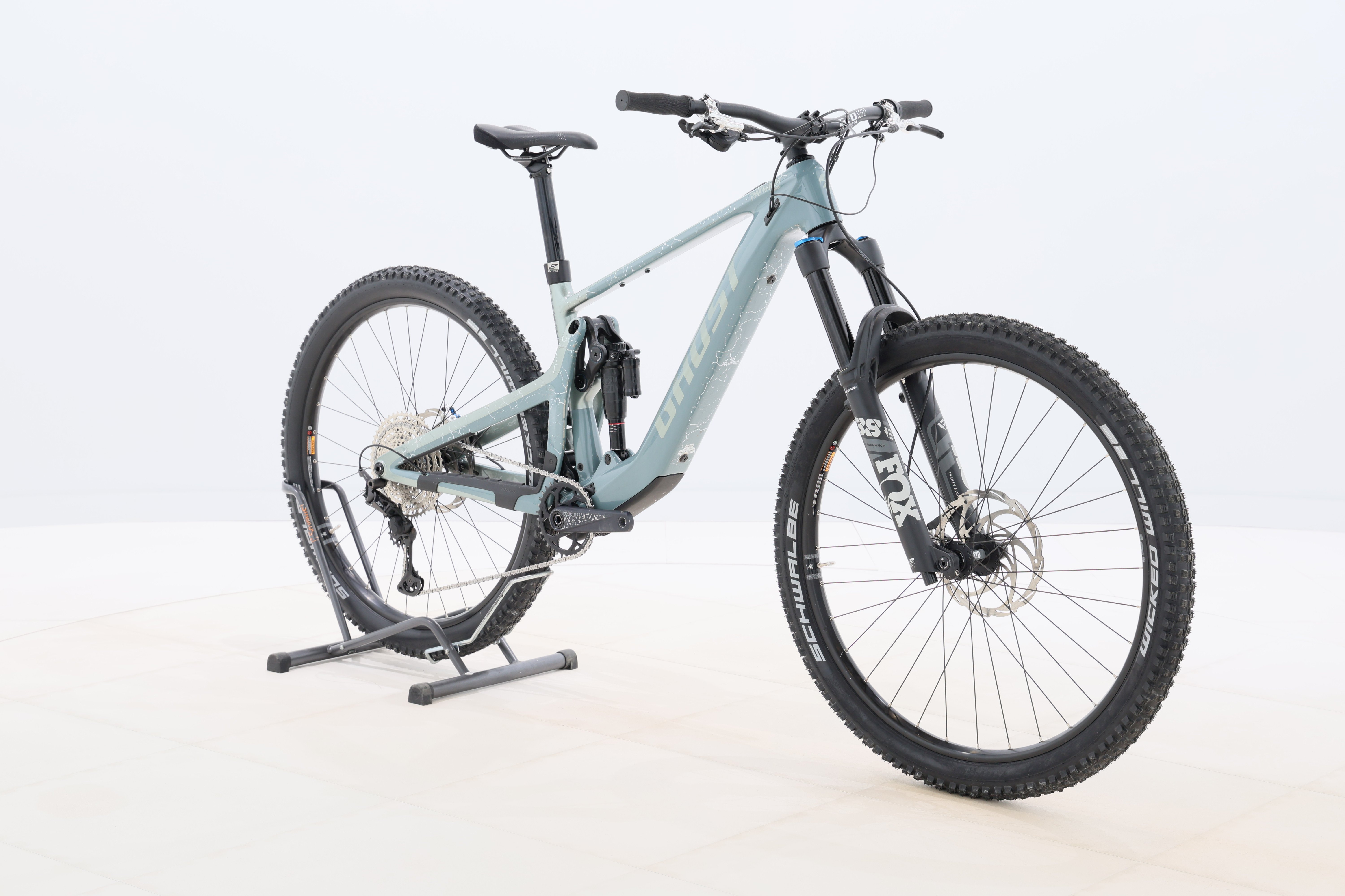 ff157f91-31c3-4948-b5d5-2803cbebe0ea