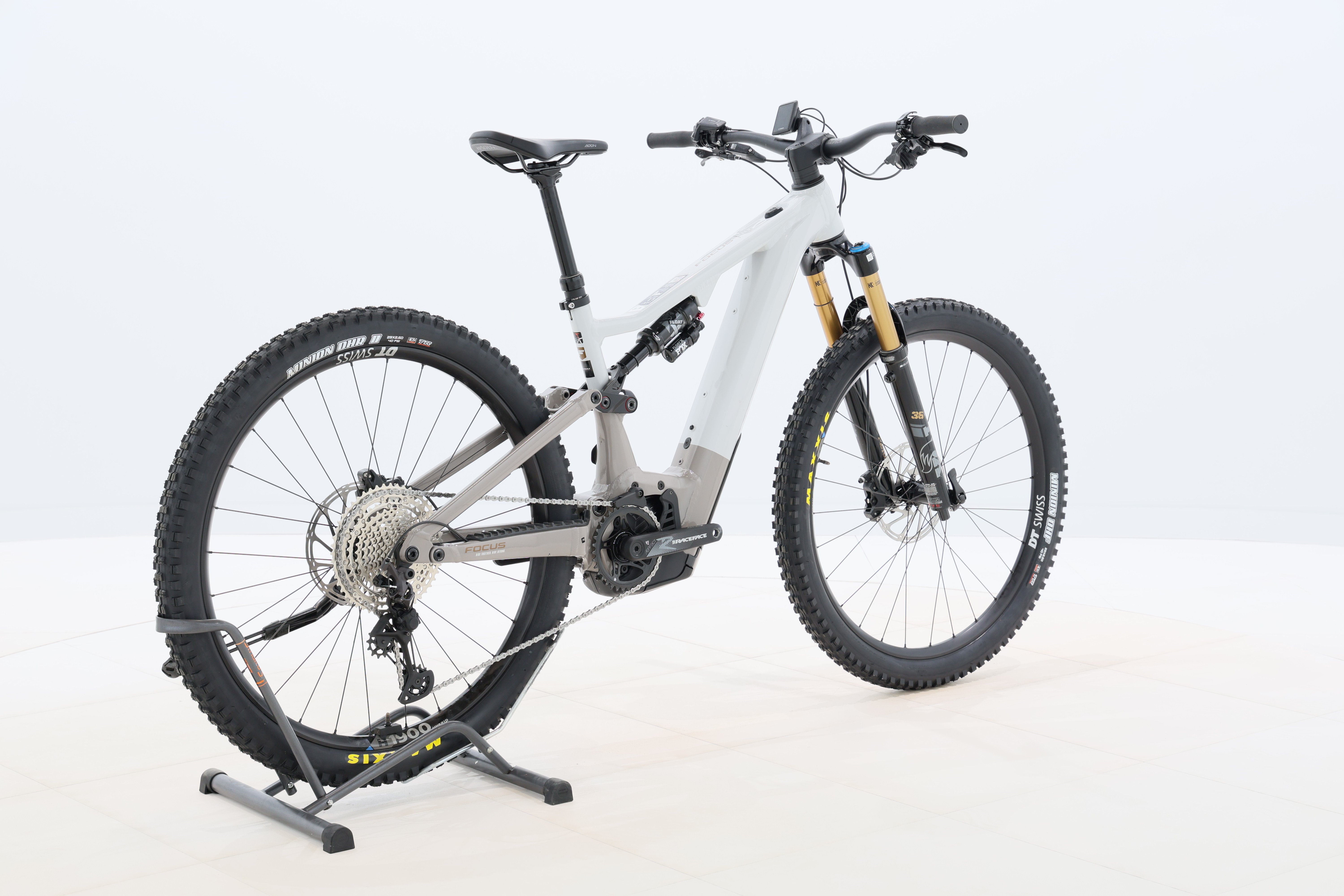 d09b02ad-0406-4da2-a0e9-c732317555b0