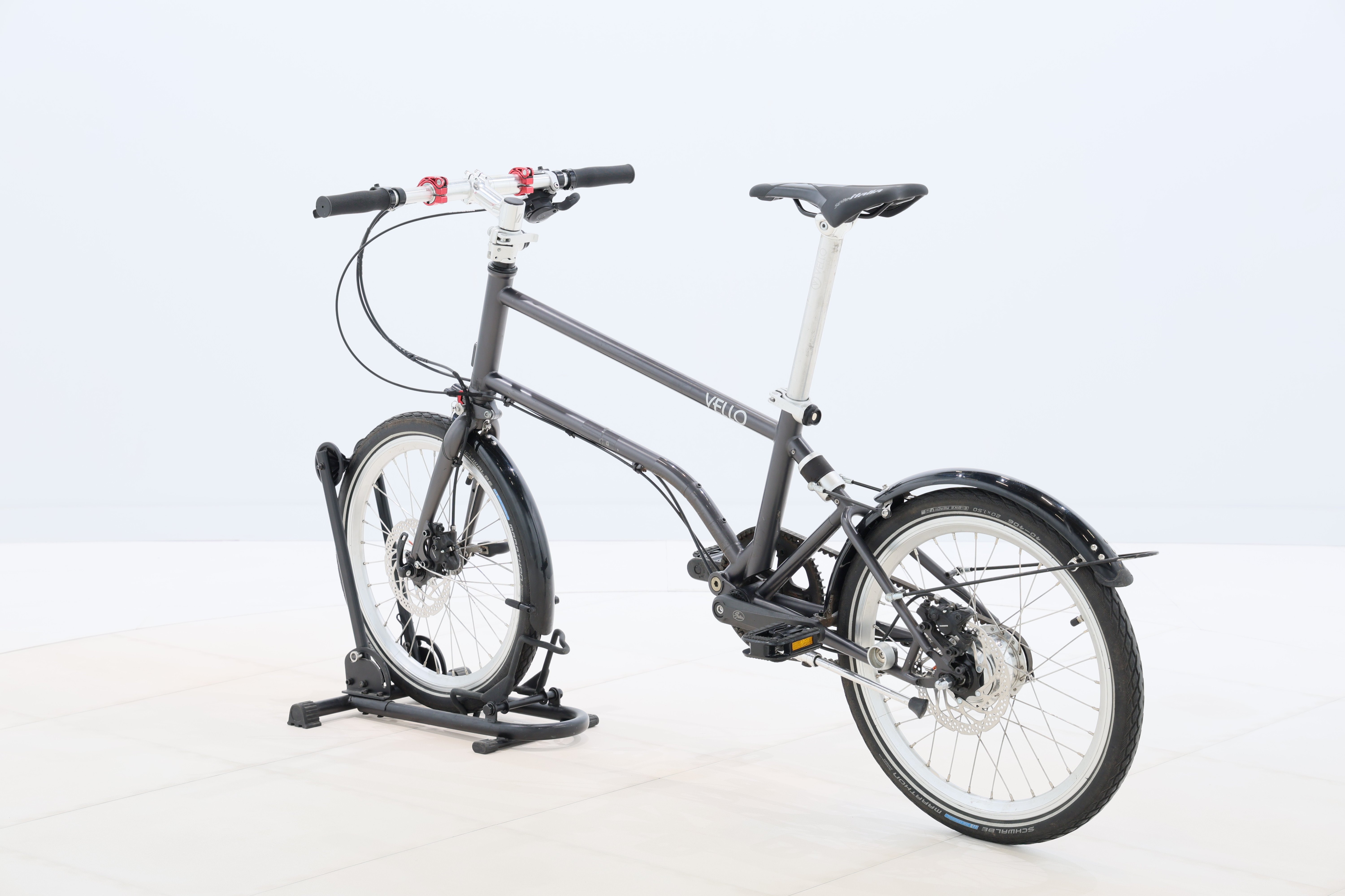 f4634e76-d73d-465f-a129-a029e8181325