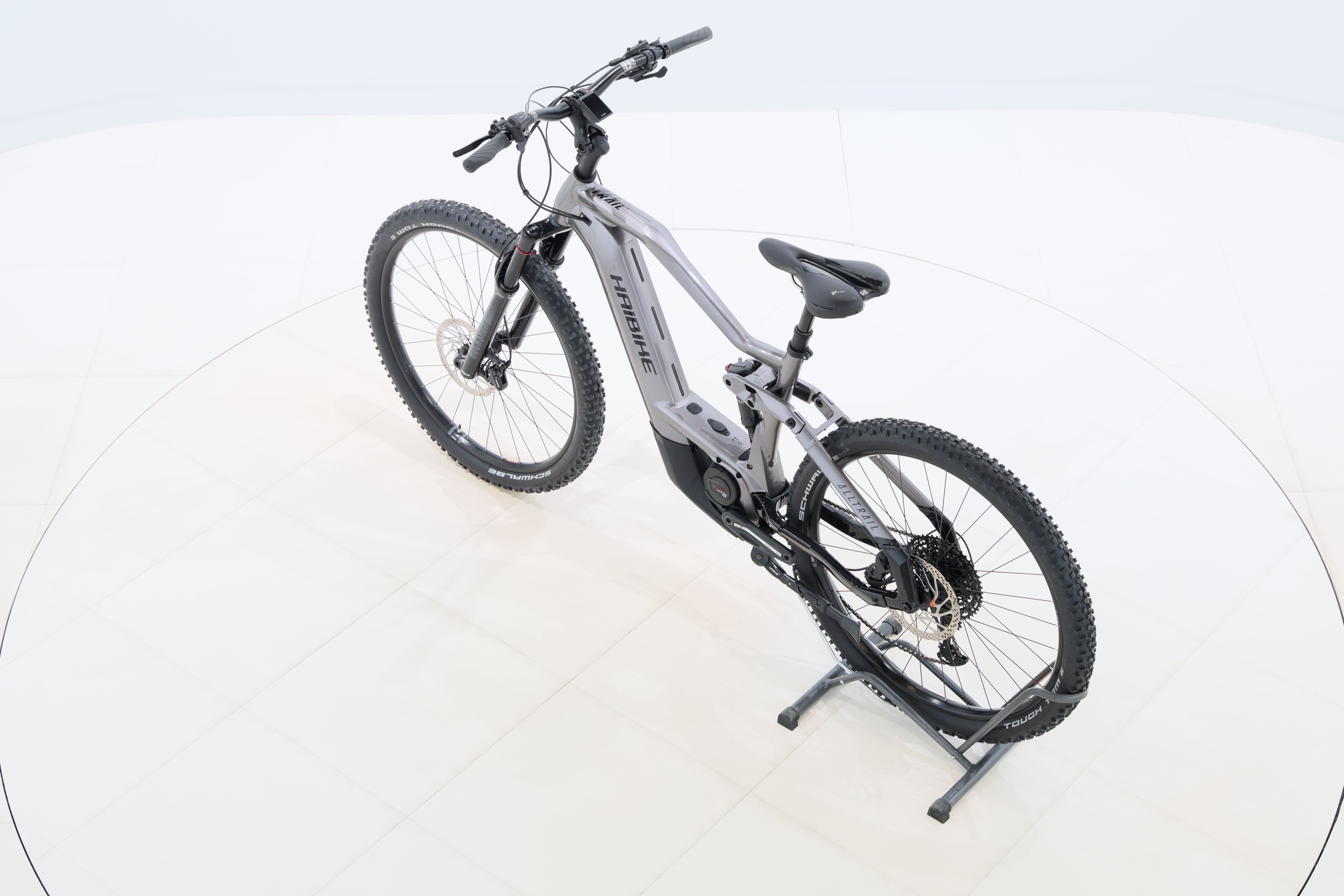 9eedf3c3-f2e3-4bd3-a17f-3e4ef5a0efa2