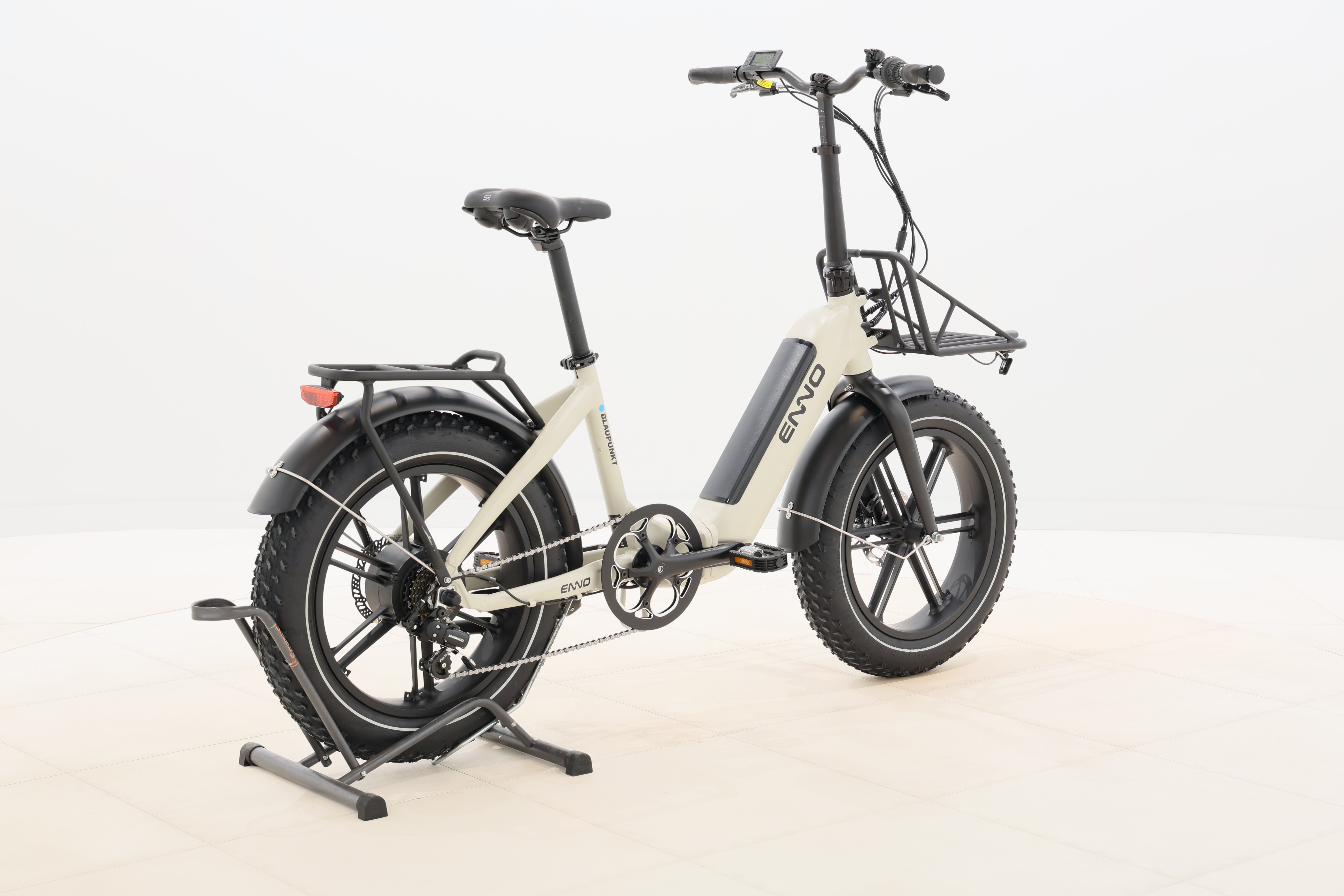 2dc8b696-75f3-4d56-9e56-7ec805357649