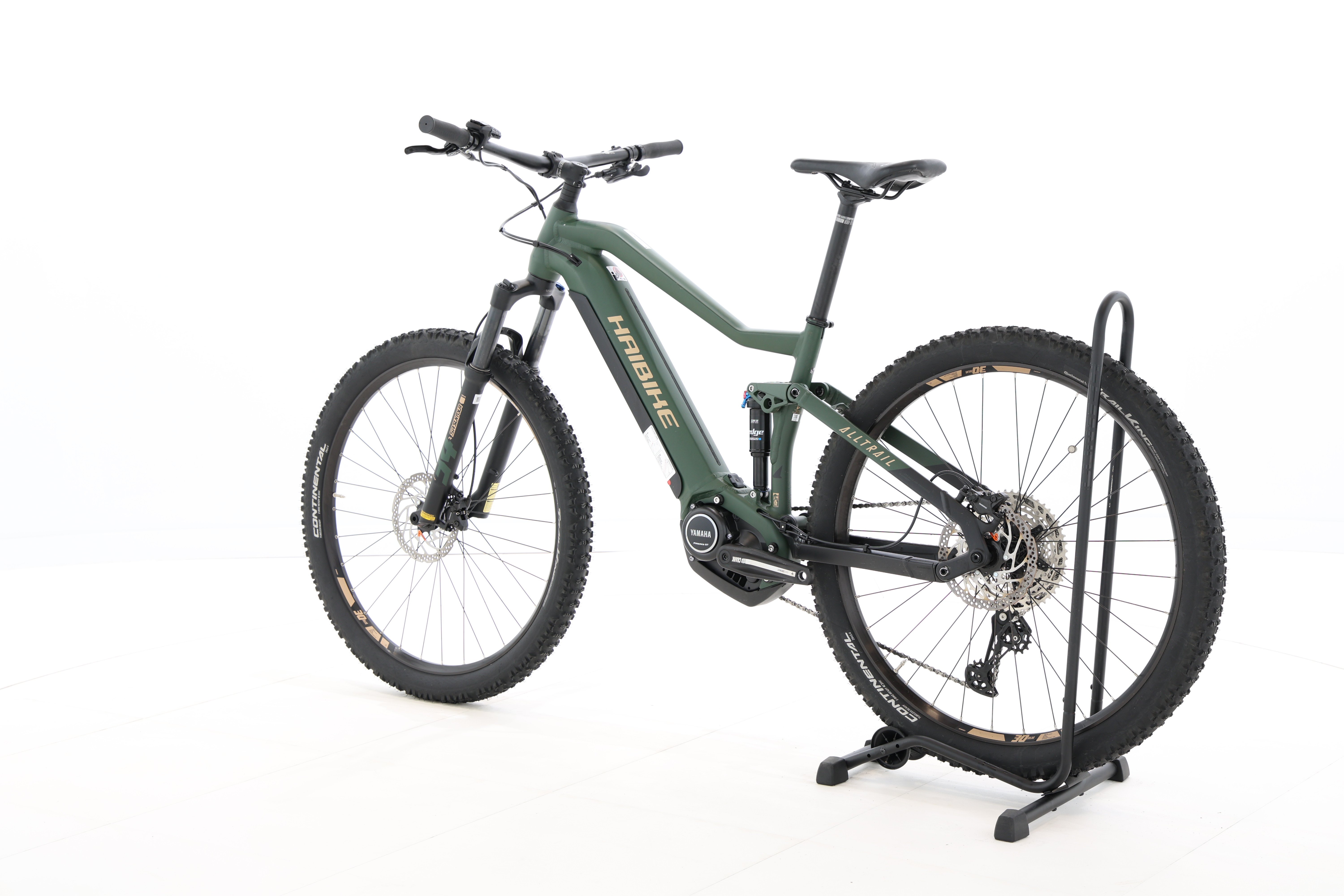 90c36ef8-ce85-4869-b63a-28c385d1ebae