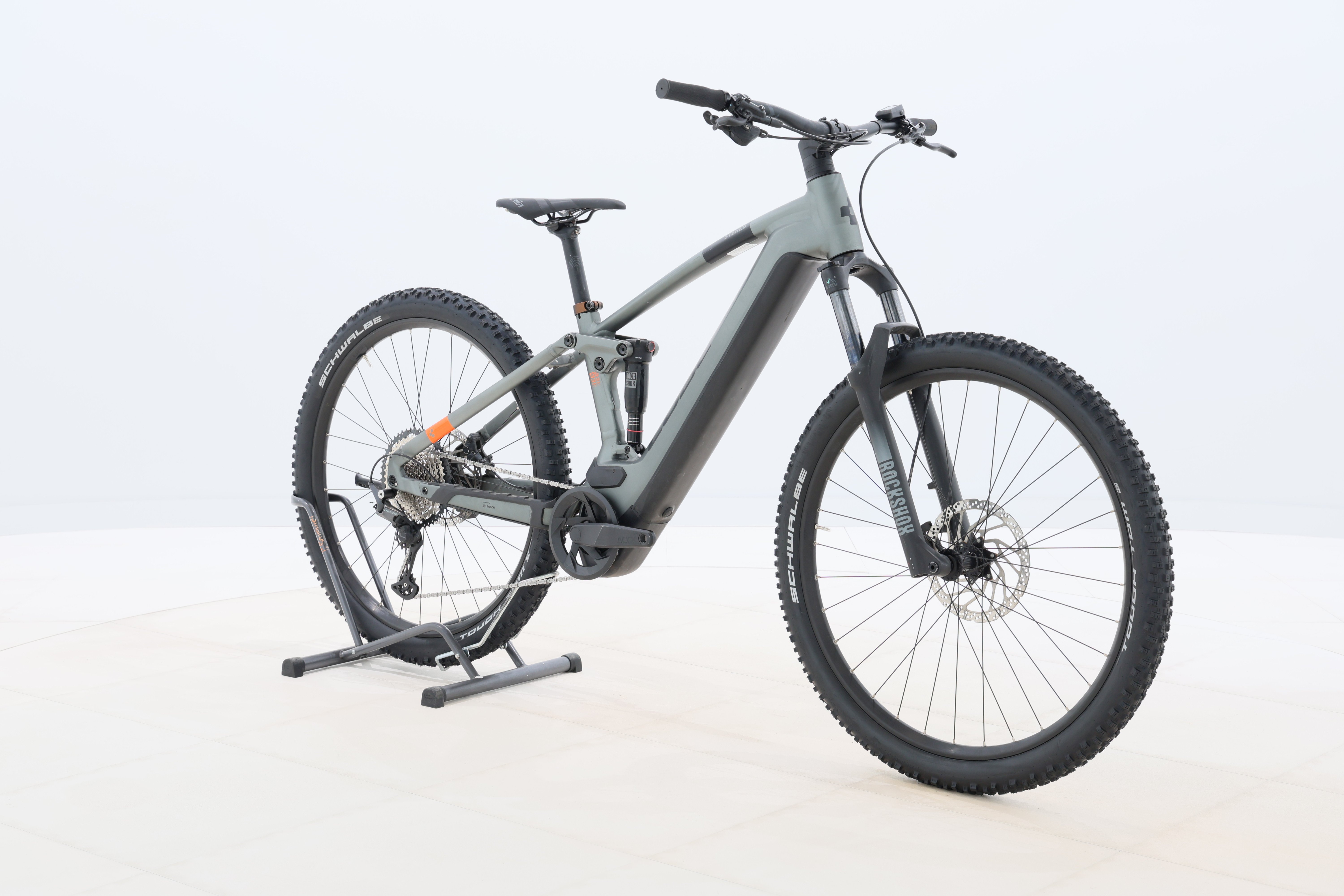 c242e9f5-5989-4348-a67b-4810be33f2b5