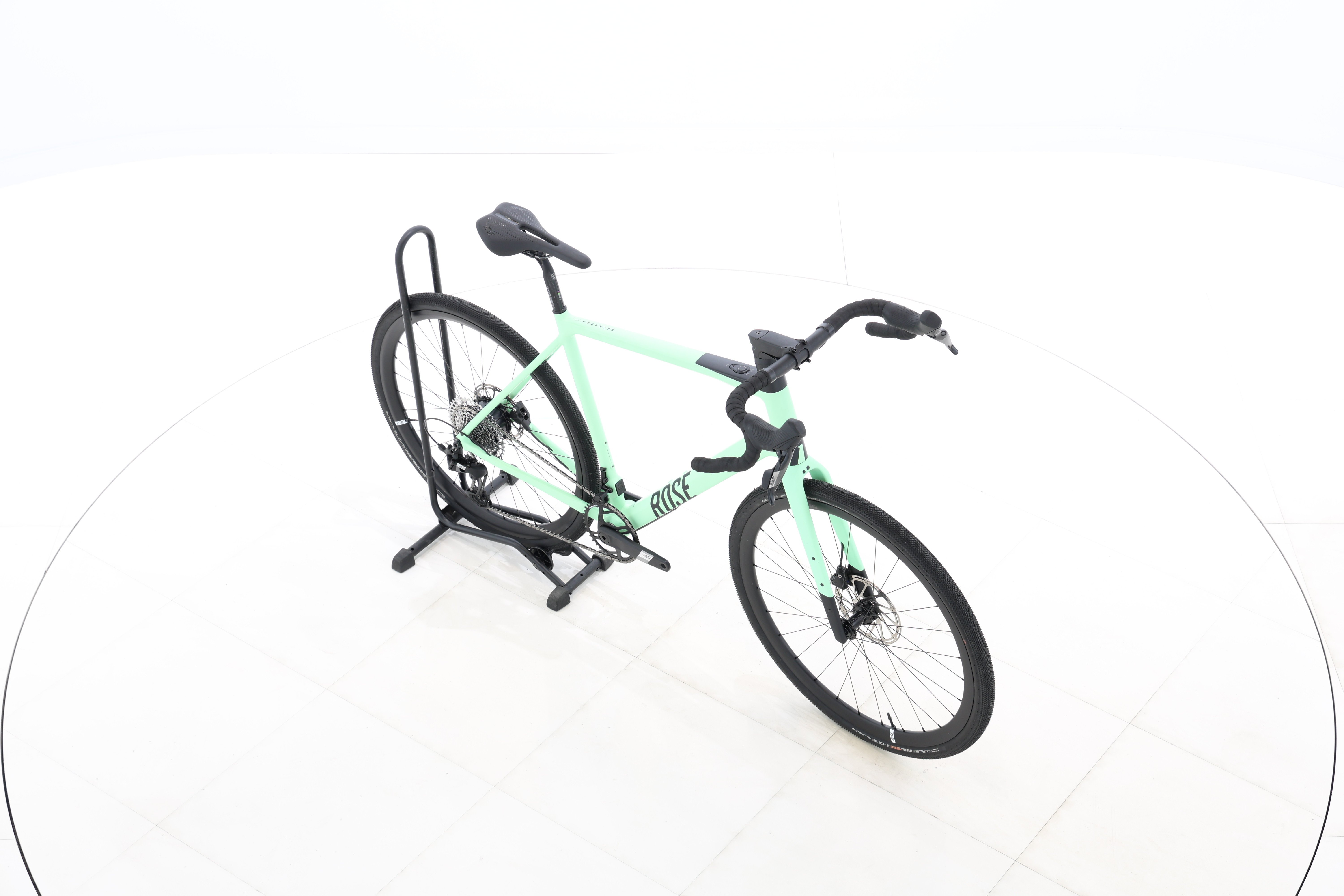 e26944a4-ffb1-435c-ac7d-2907266ee6ed