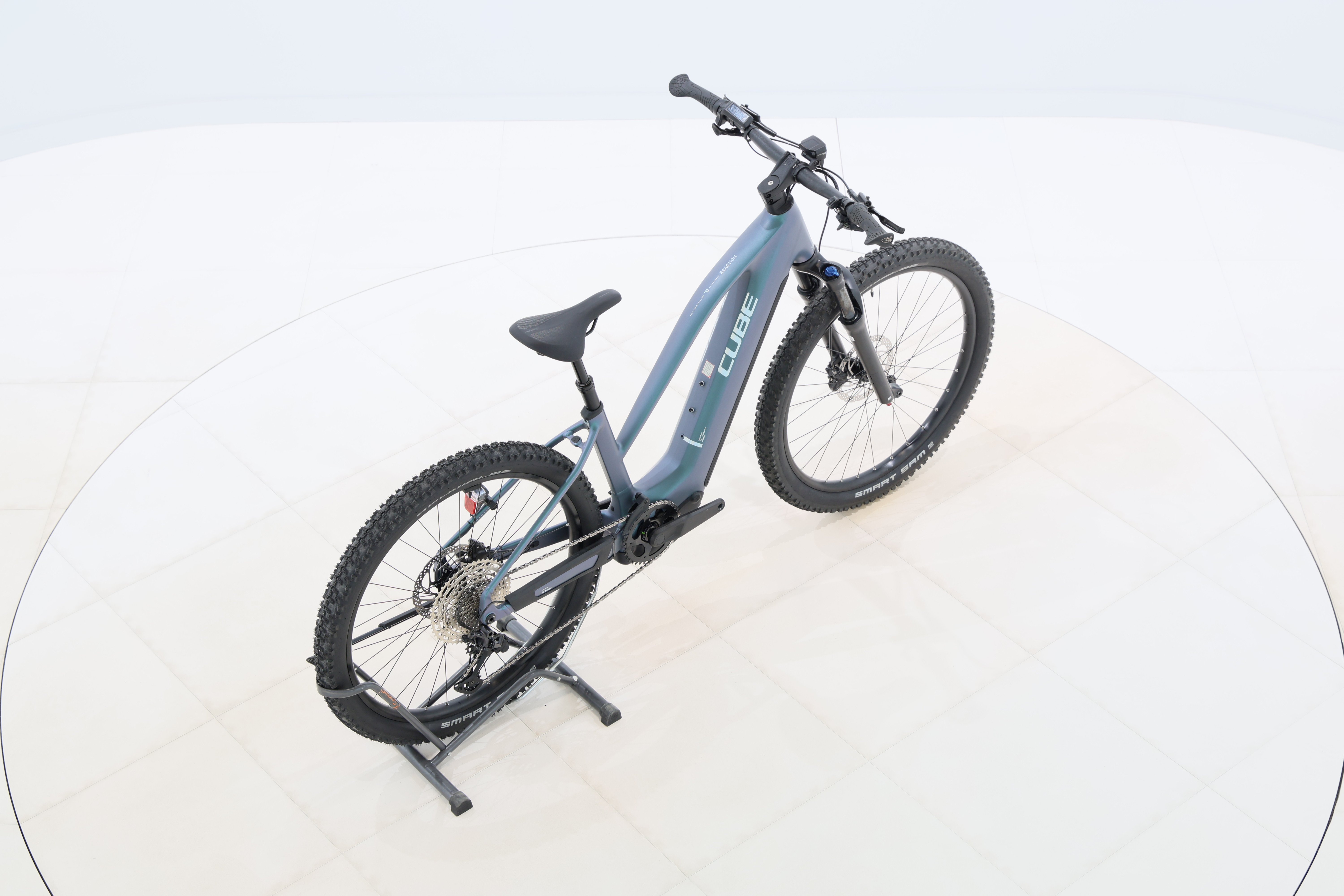 d9a5451e-816e-4dc4-9894-11149eaf96cf