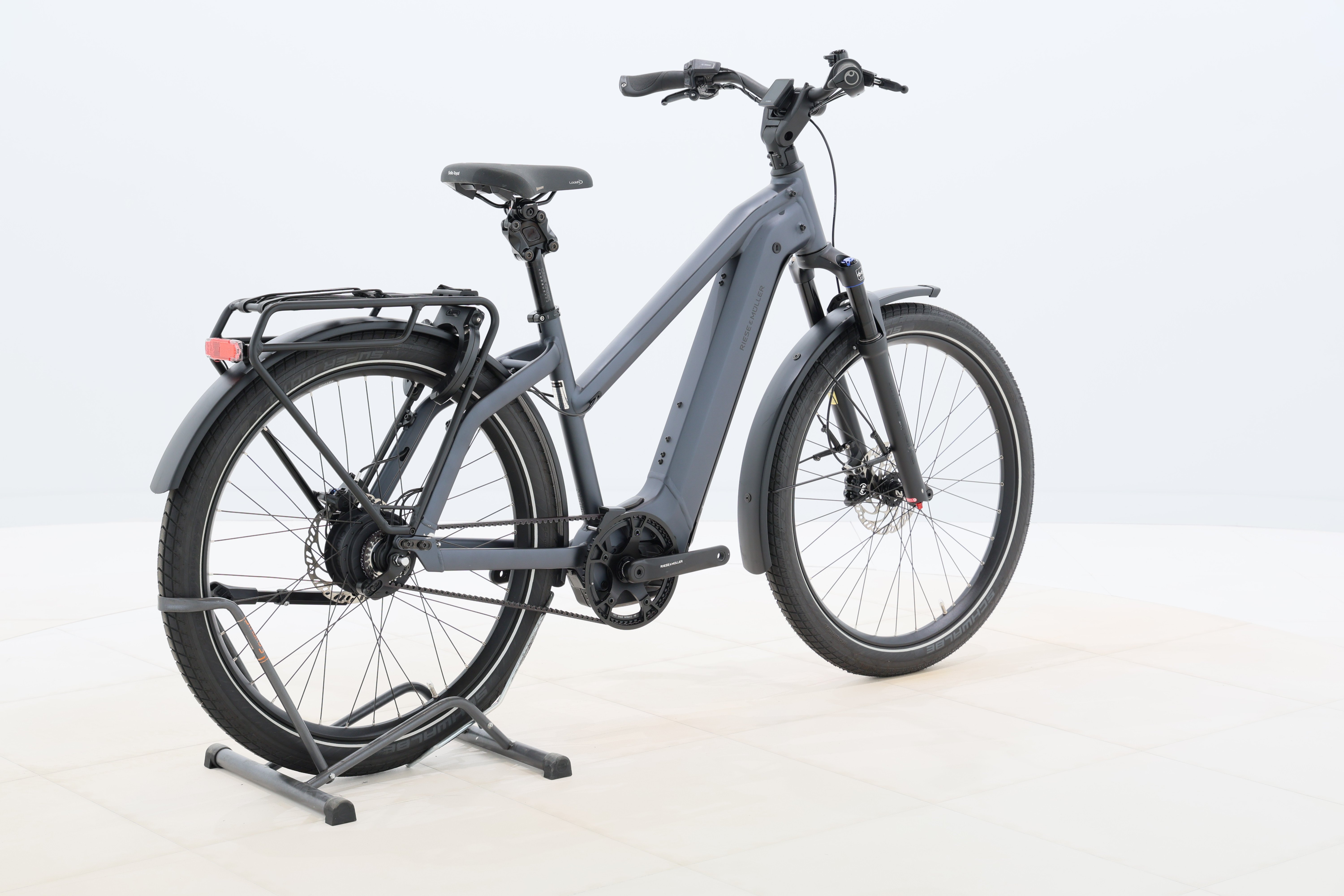 e0649350-5e48-4d38-af61-b7a9c393280b