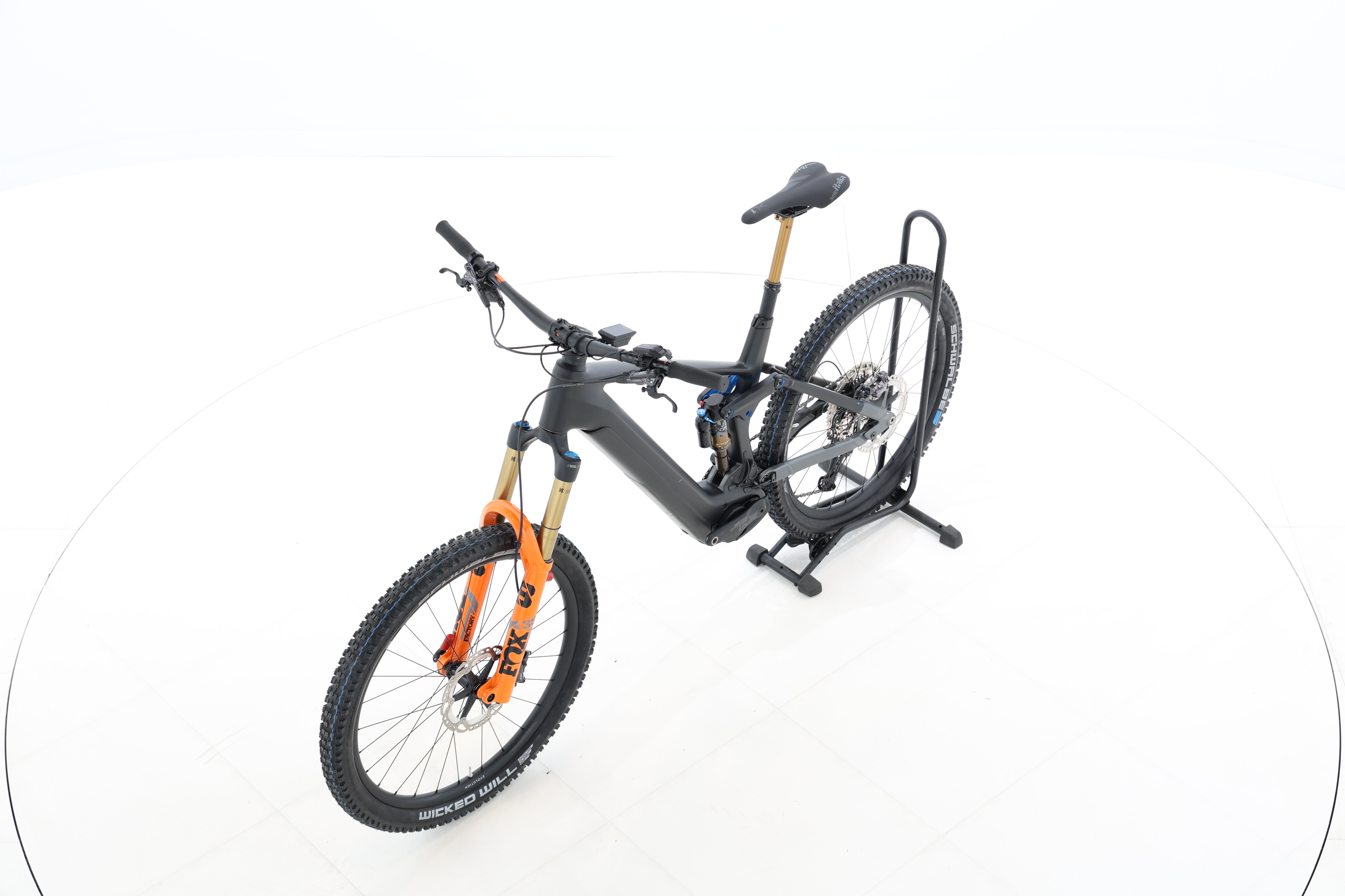 cfd04cc8-986e-430e-b1a7-7f8056e2e43f