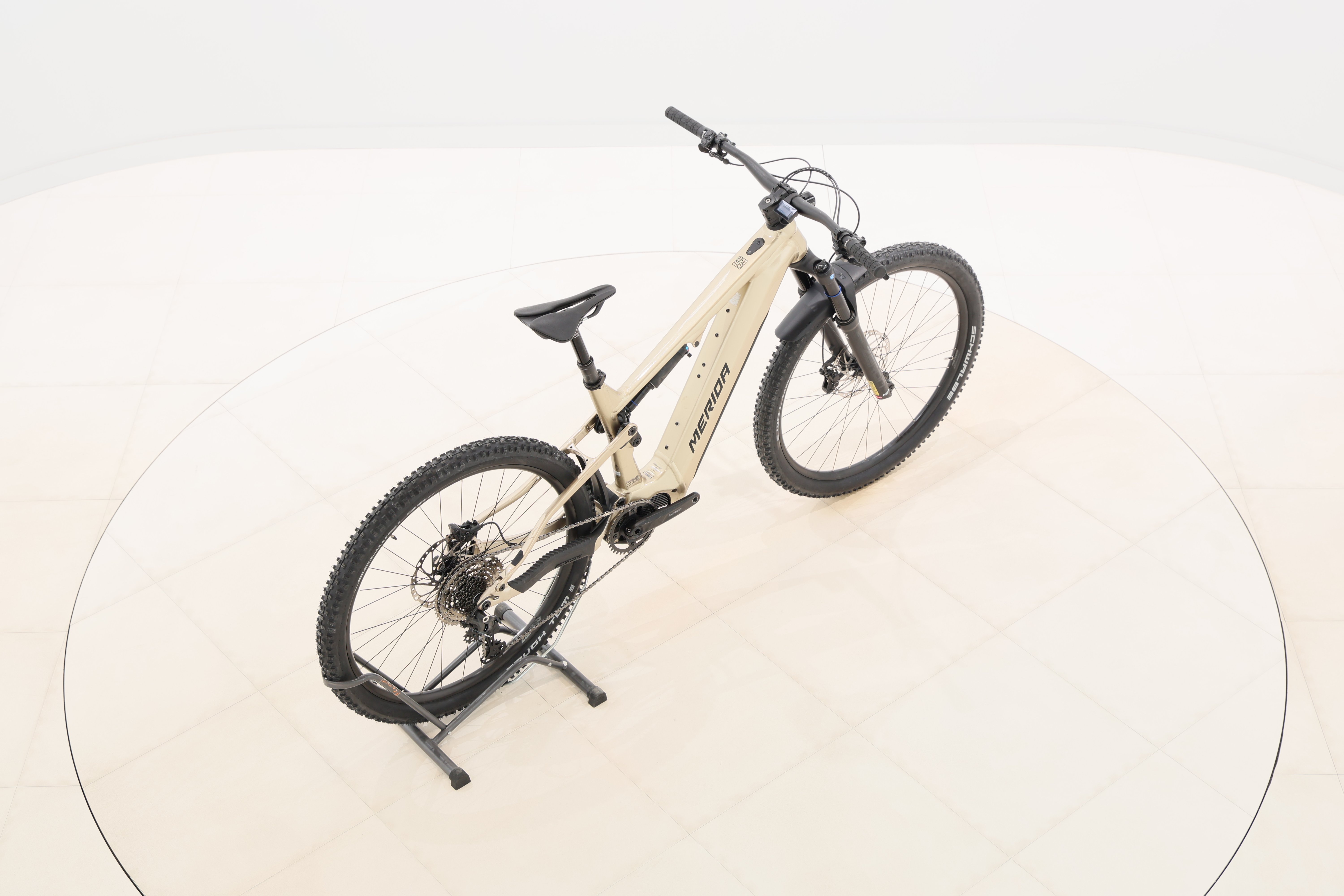 e77fa0aa-a8d8-4d15-89f6-7bd69abb0a29