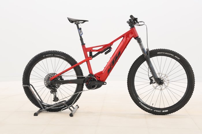 KTM MACINA KAPOHO 7973 2022