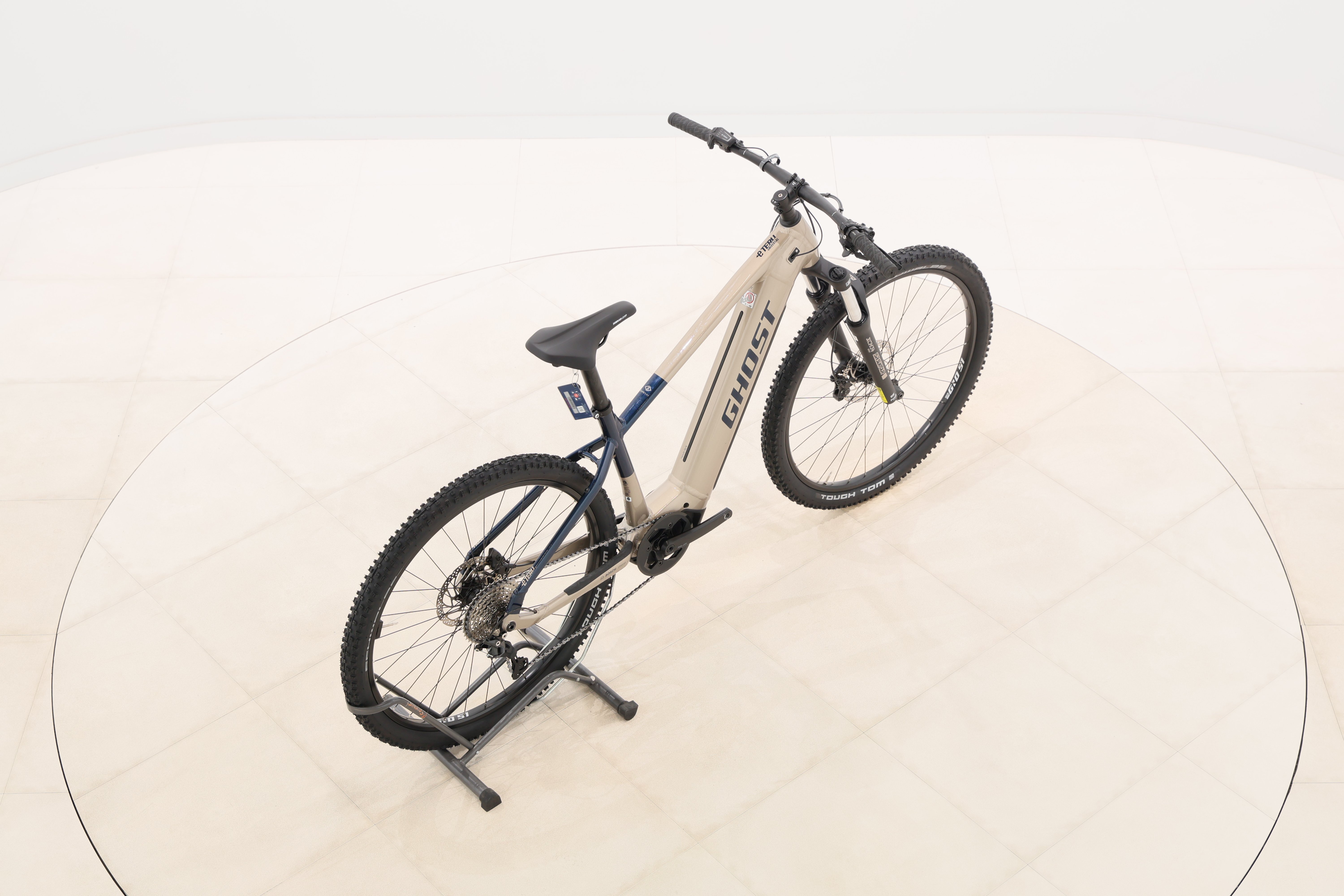 7bfd26f0-3e37-4c6b-b2dd-b0305925b300