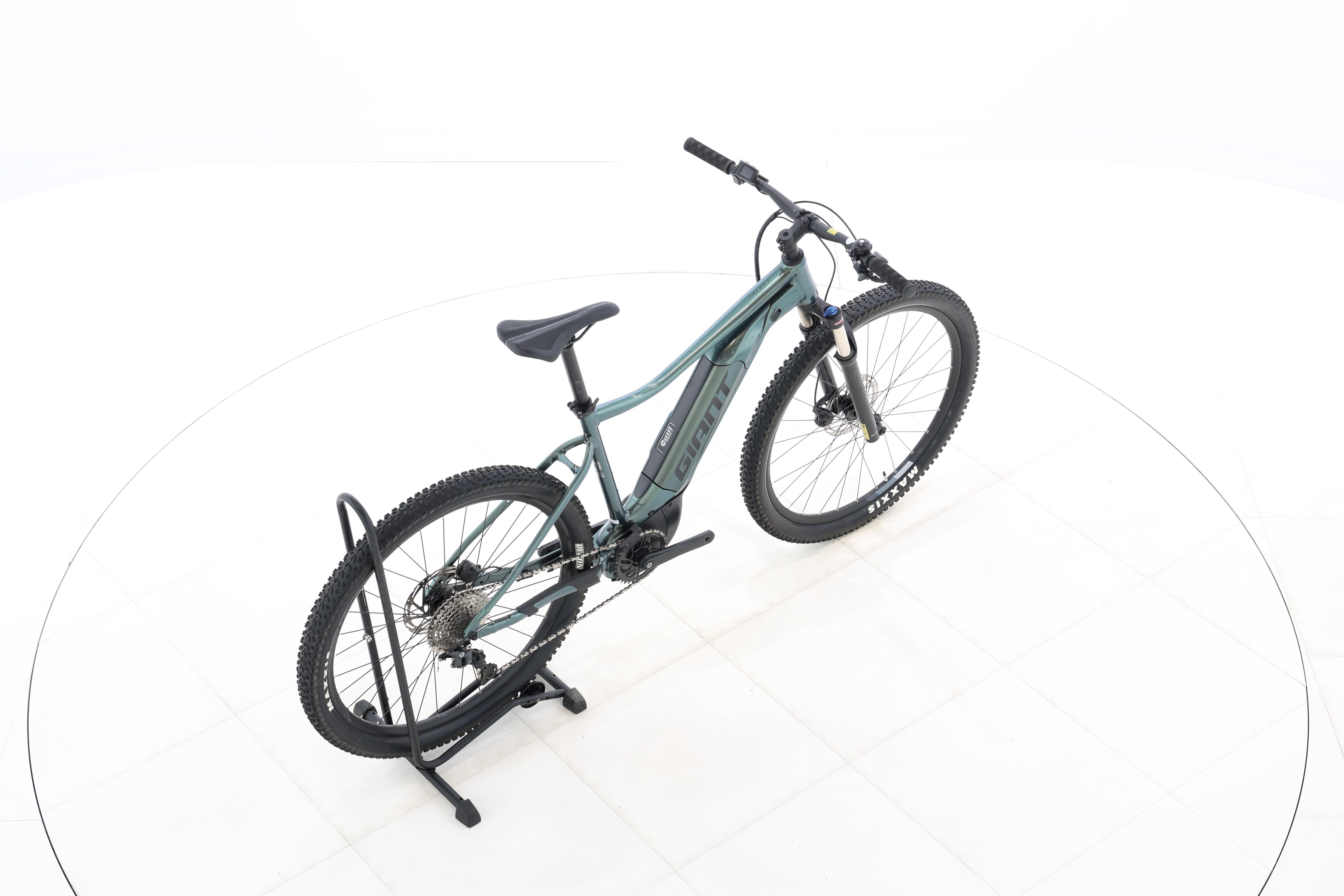 ef8ebc78-af39-445e-8b80-528657479fa2