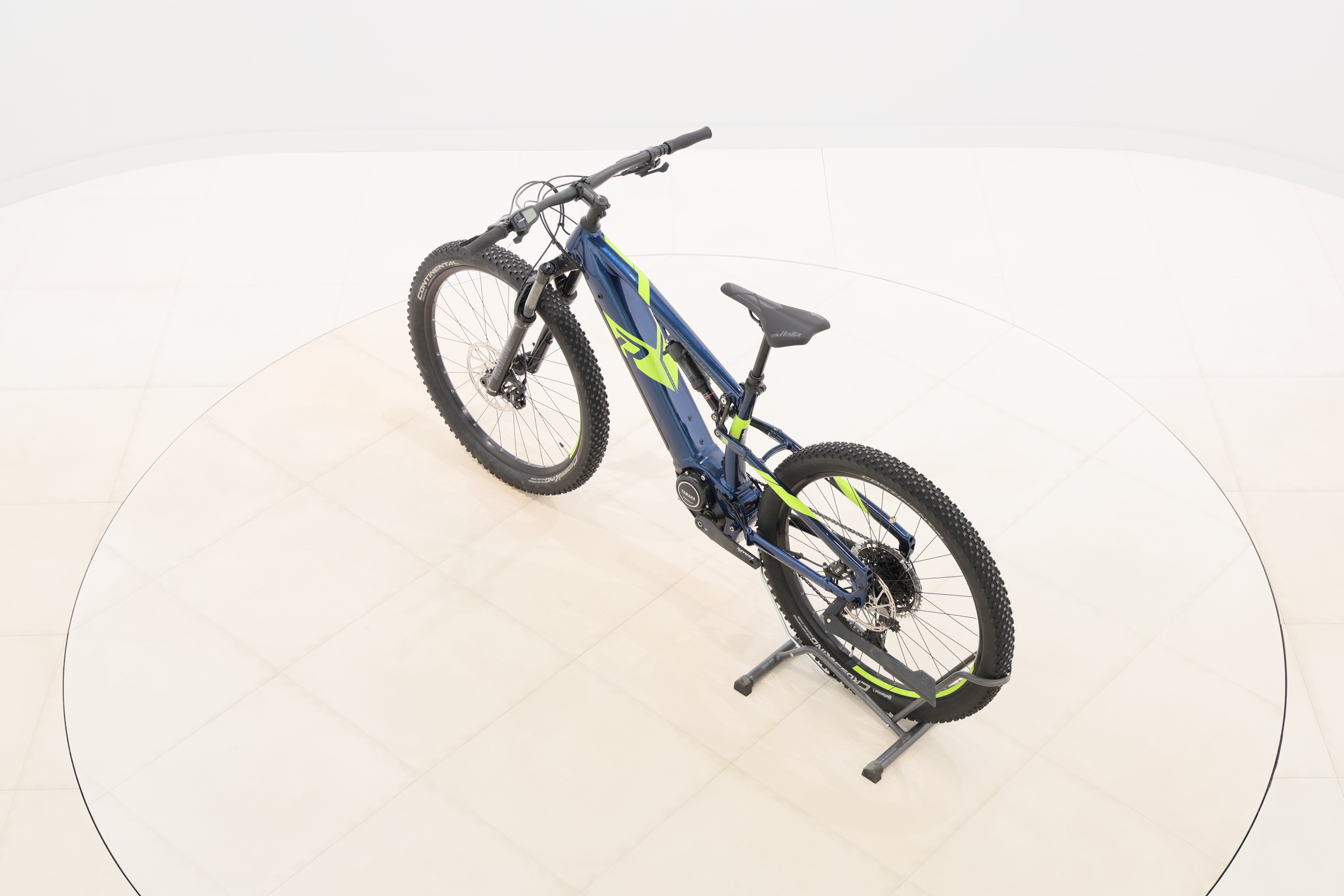 cf533bfb-5f63-45ba-a8b1-c375593c1345