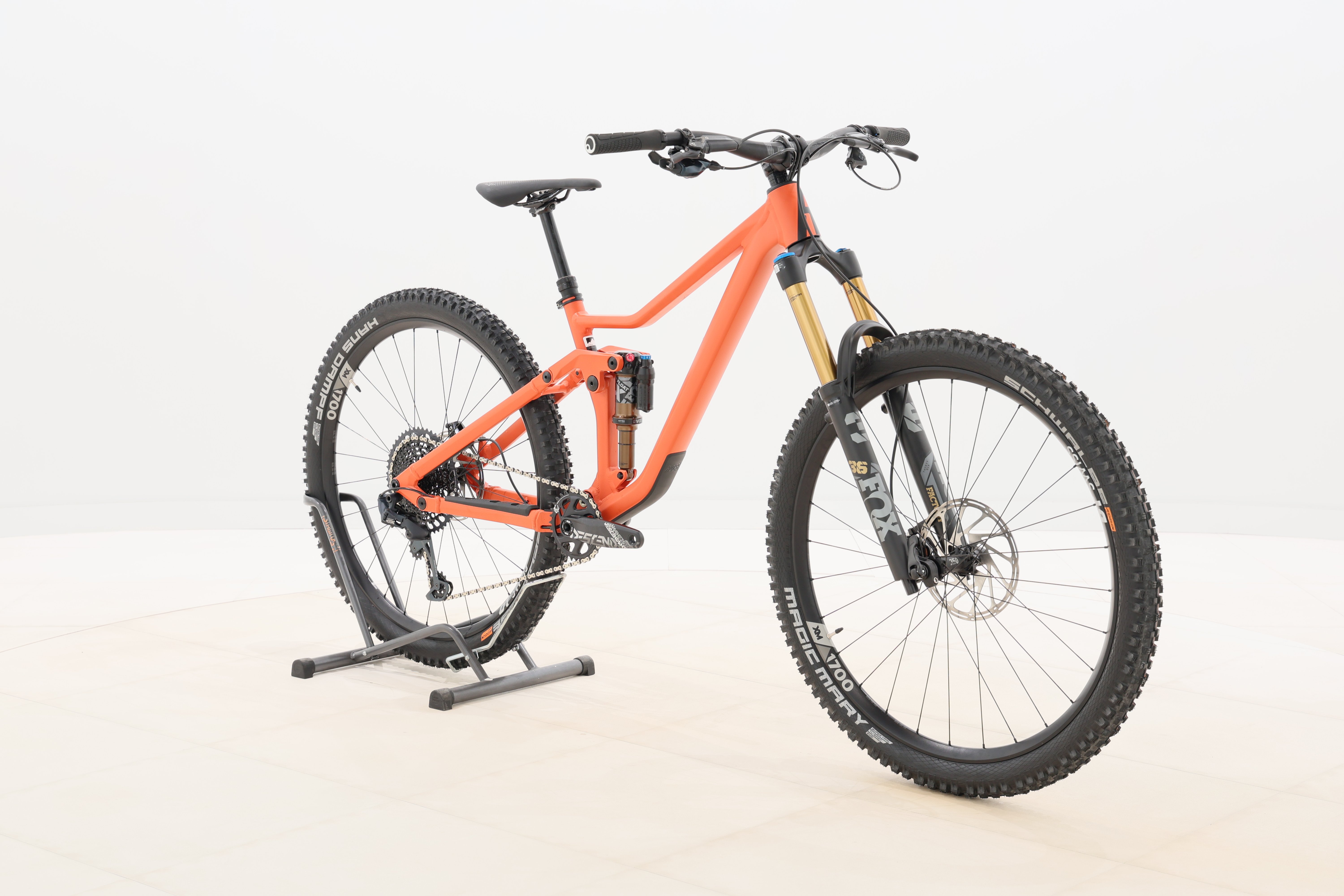 a29f3a84-06fb-4ff5-9737-19947199c1e9