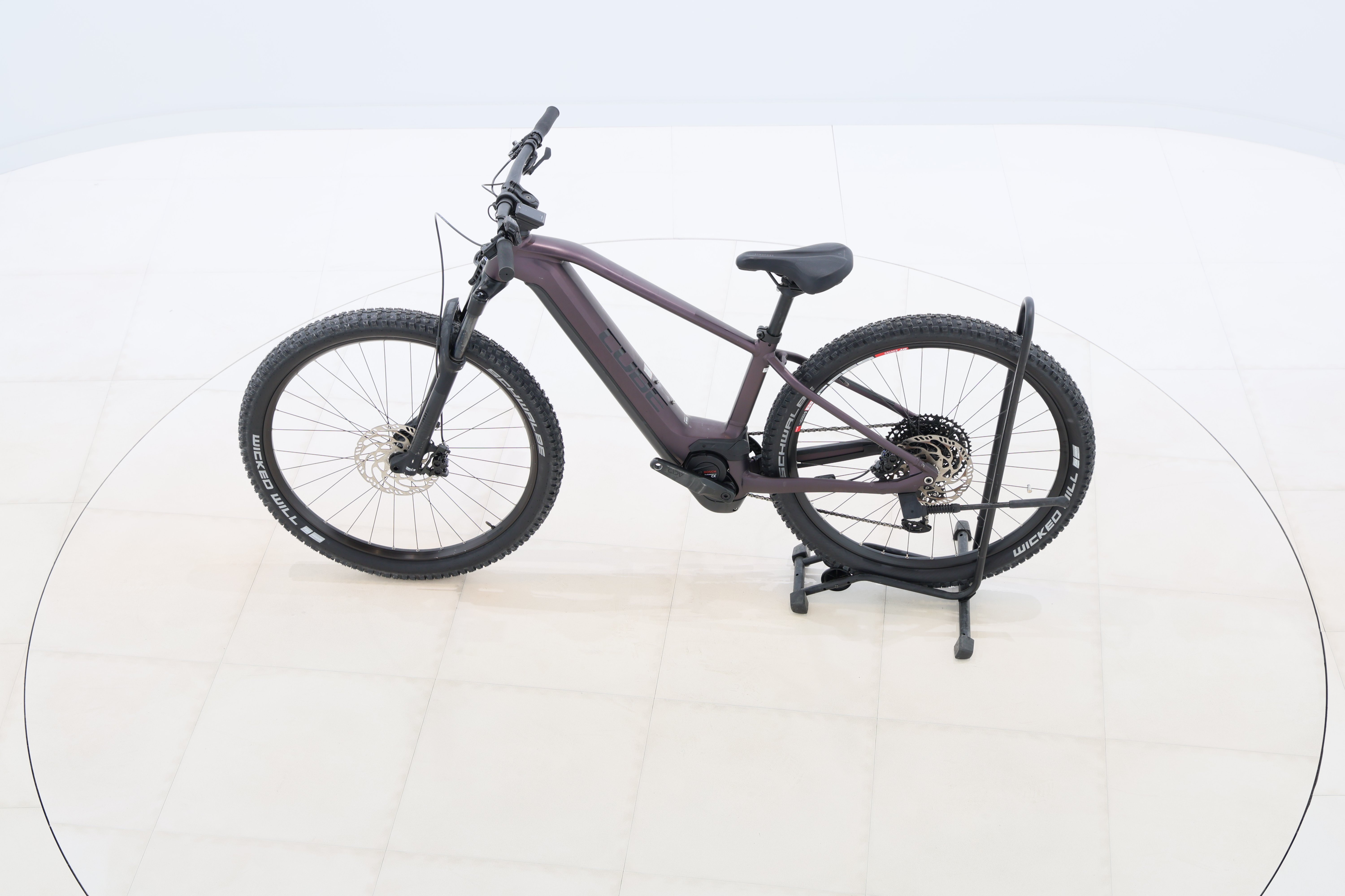 a01f916a-6302-42d0-9203-eab8274656bb