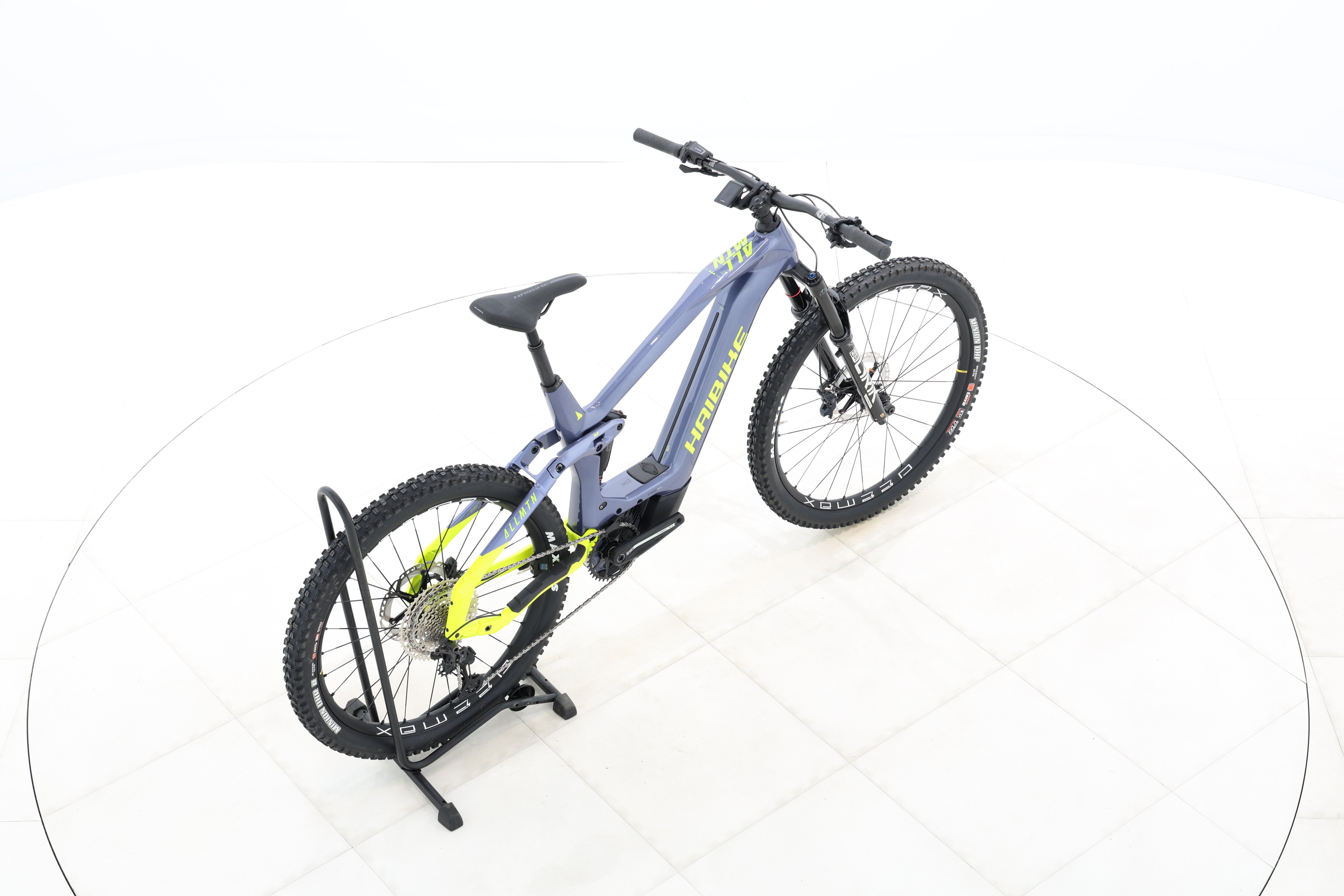 72814783-f8b1-41dd-8db3-c354284a50ed