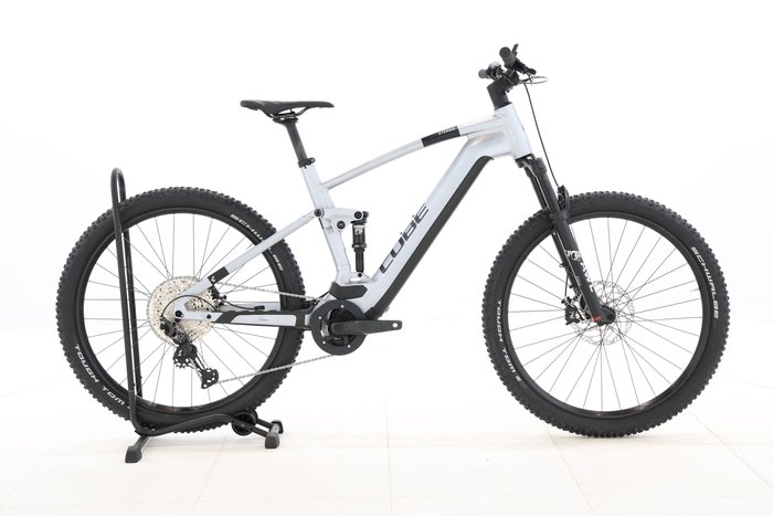 Cube STEREO HYBRID 120 RACE 750 2023