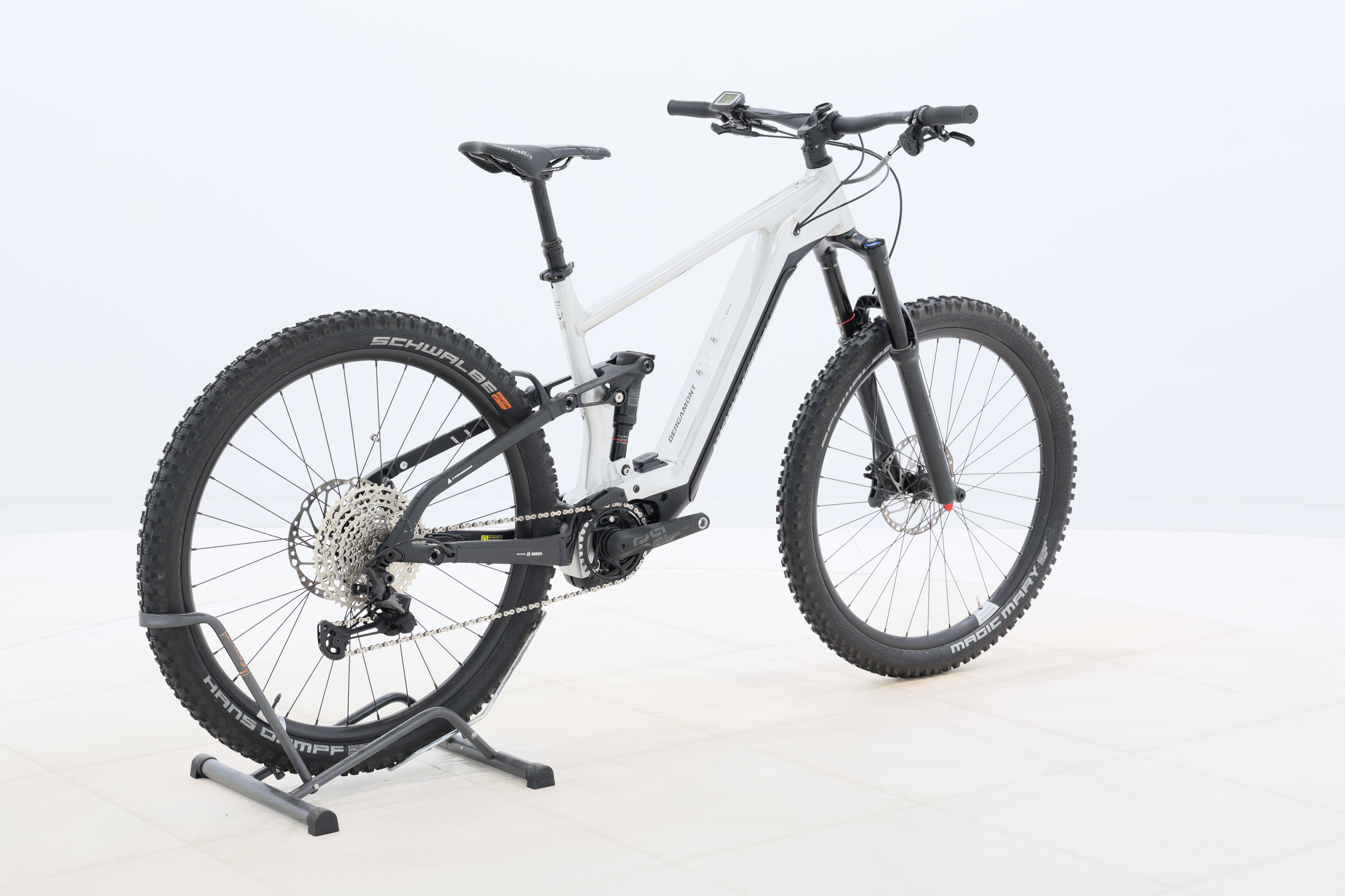 21360c78-3fd6-4cfd-8f7b-2ca5f525f9d2