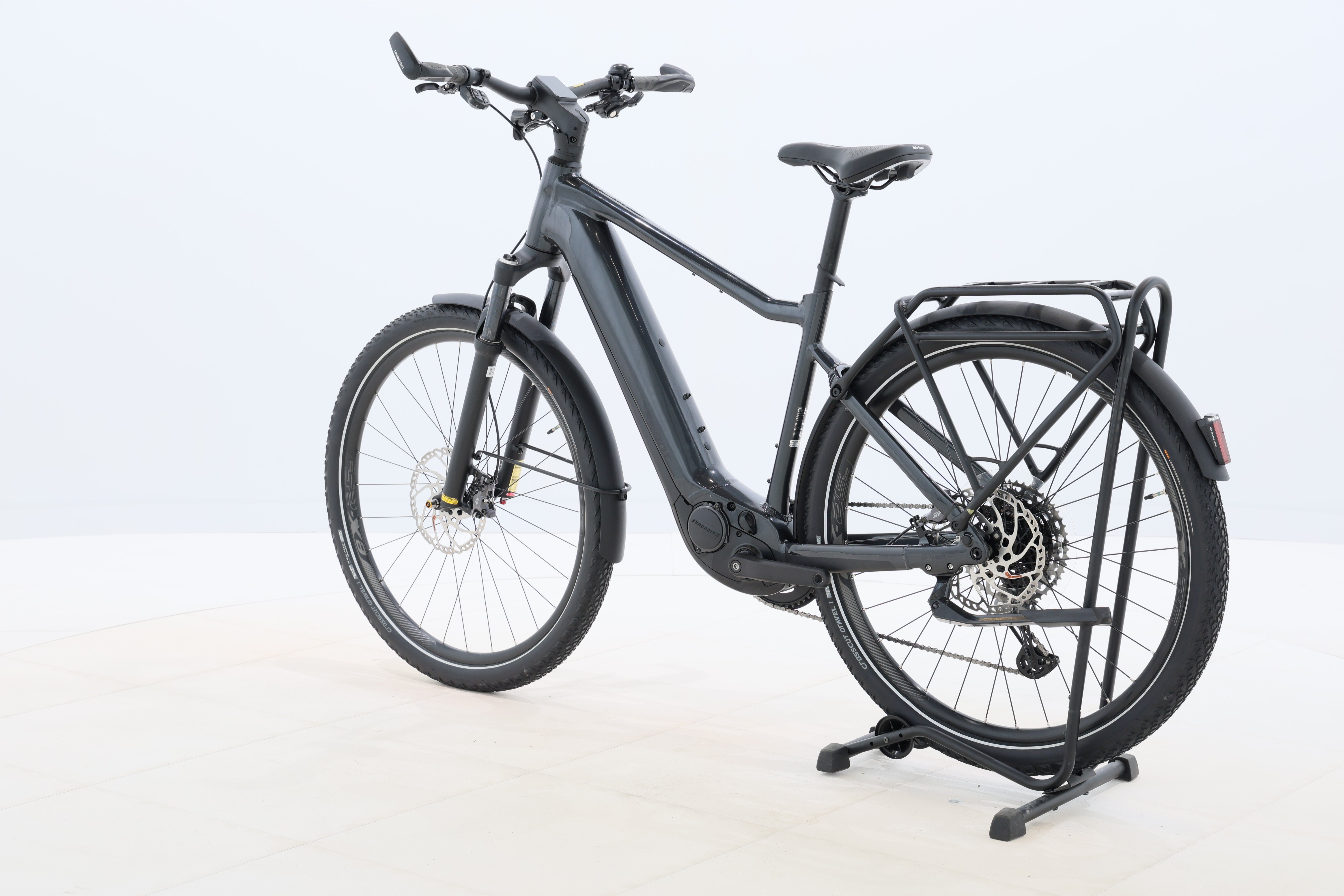 6f64cd70-a43f-474a-bed6-60084f2c6053