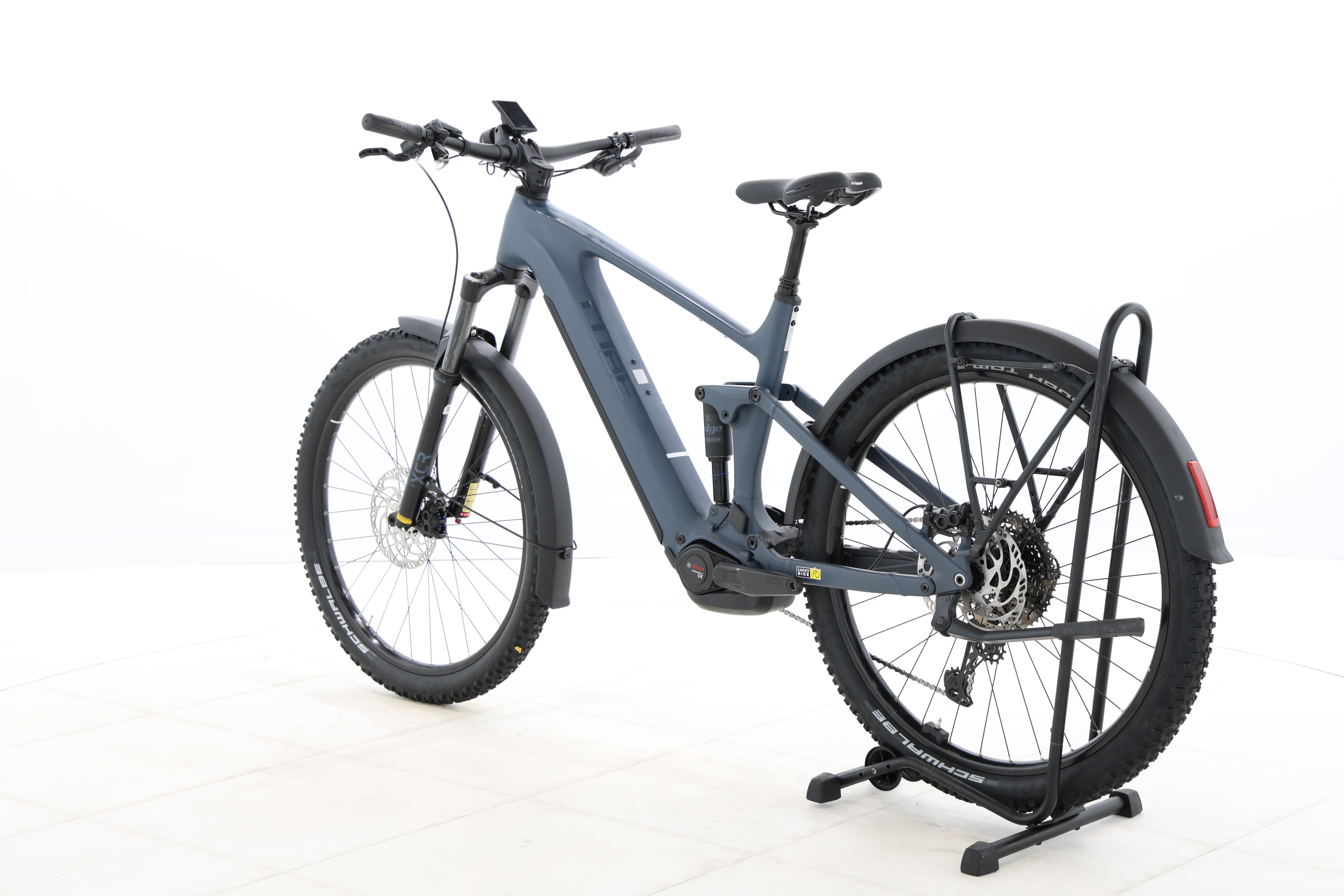 813eb2e4-a700-4906-9a8a-e9d21741f4ef