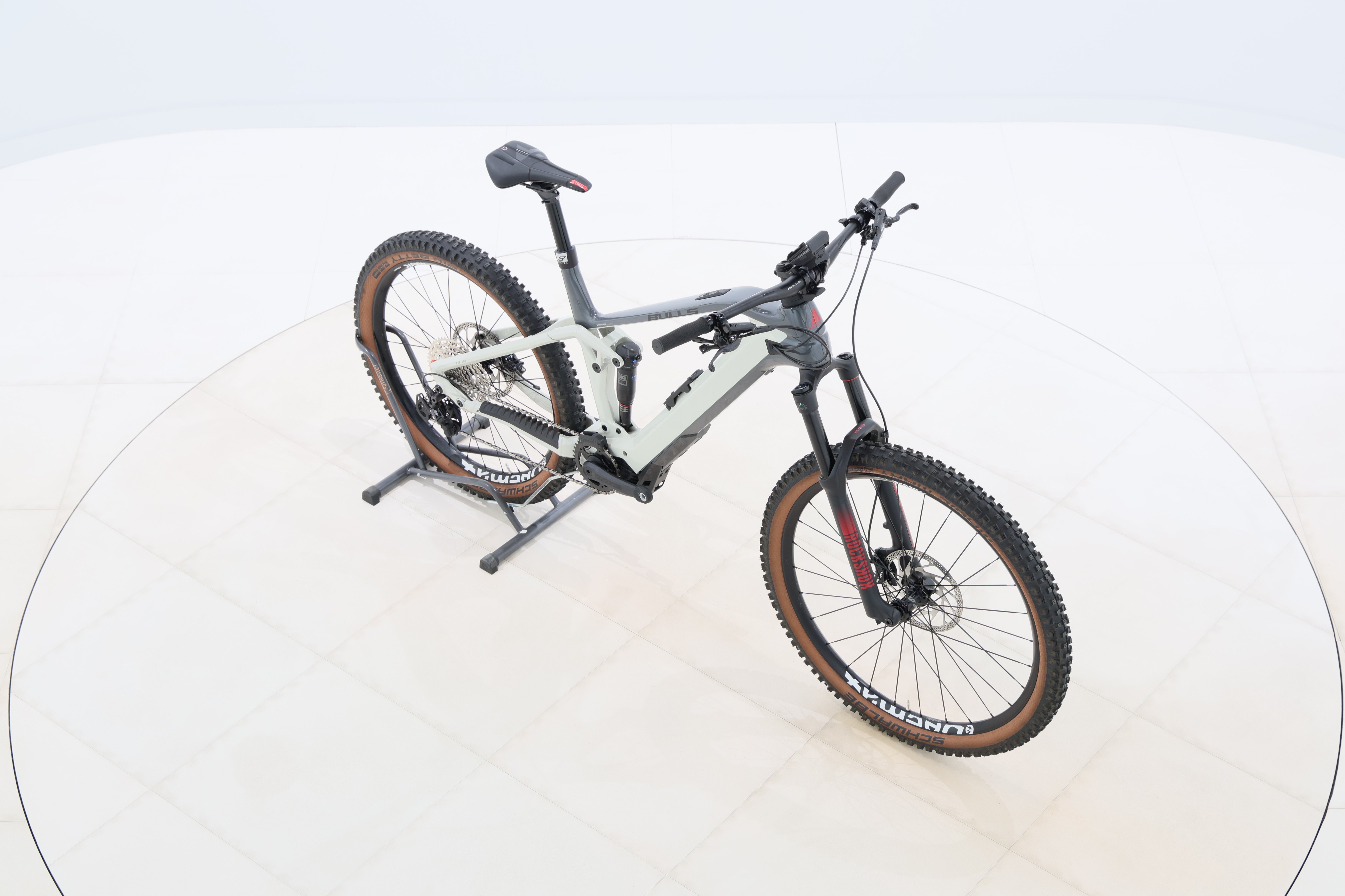 f30bb5bc-fabd-41d8-9fc8-0c913a511e8c