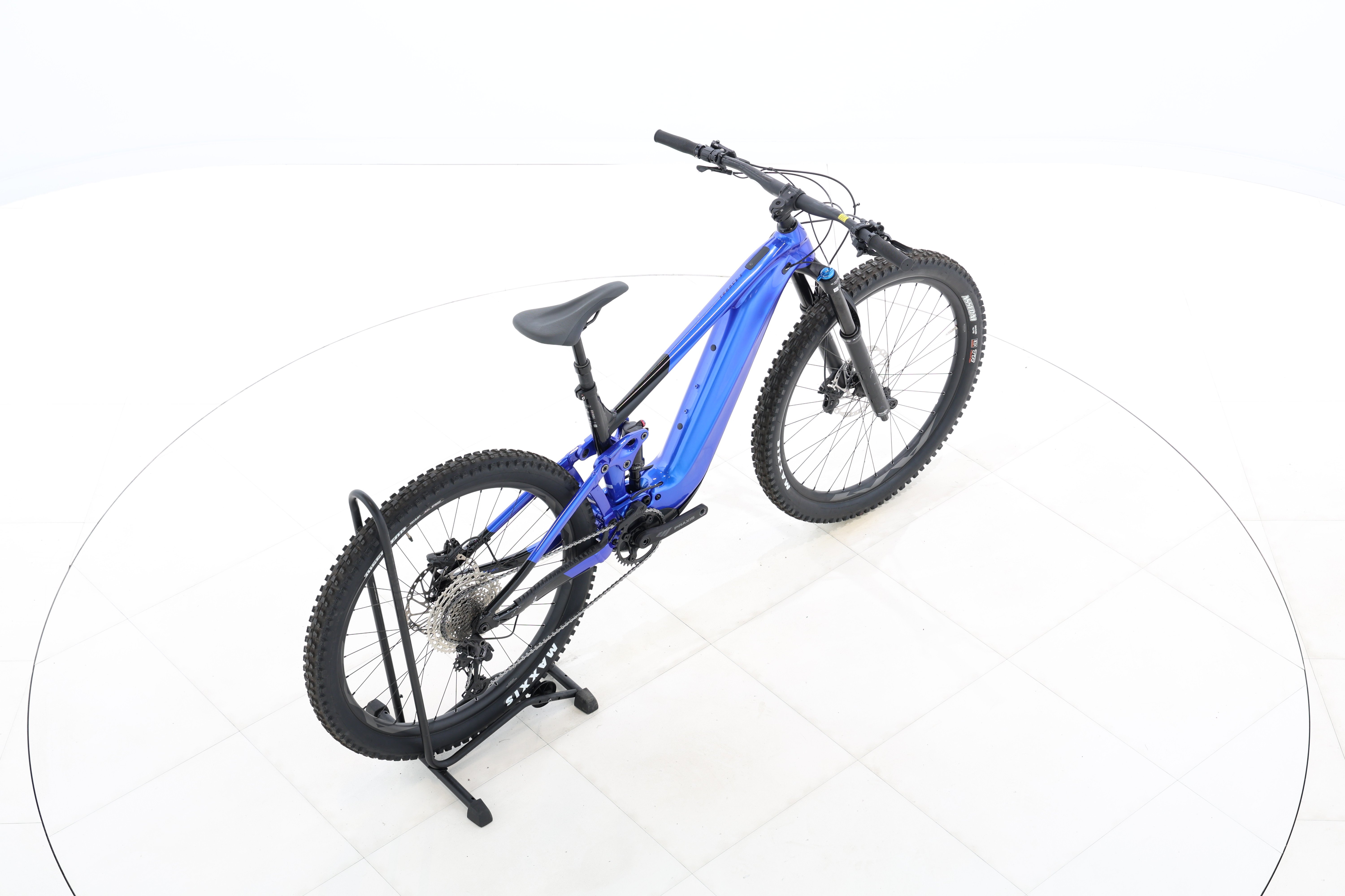 fedb460f-79b8-4446-affc-276d3b53f77a