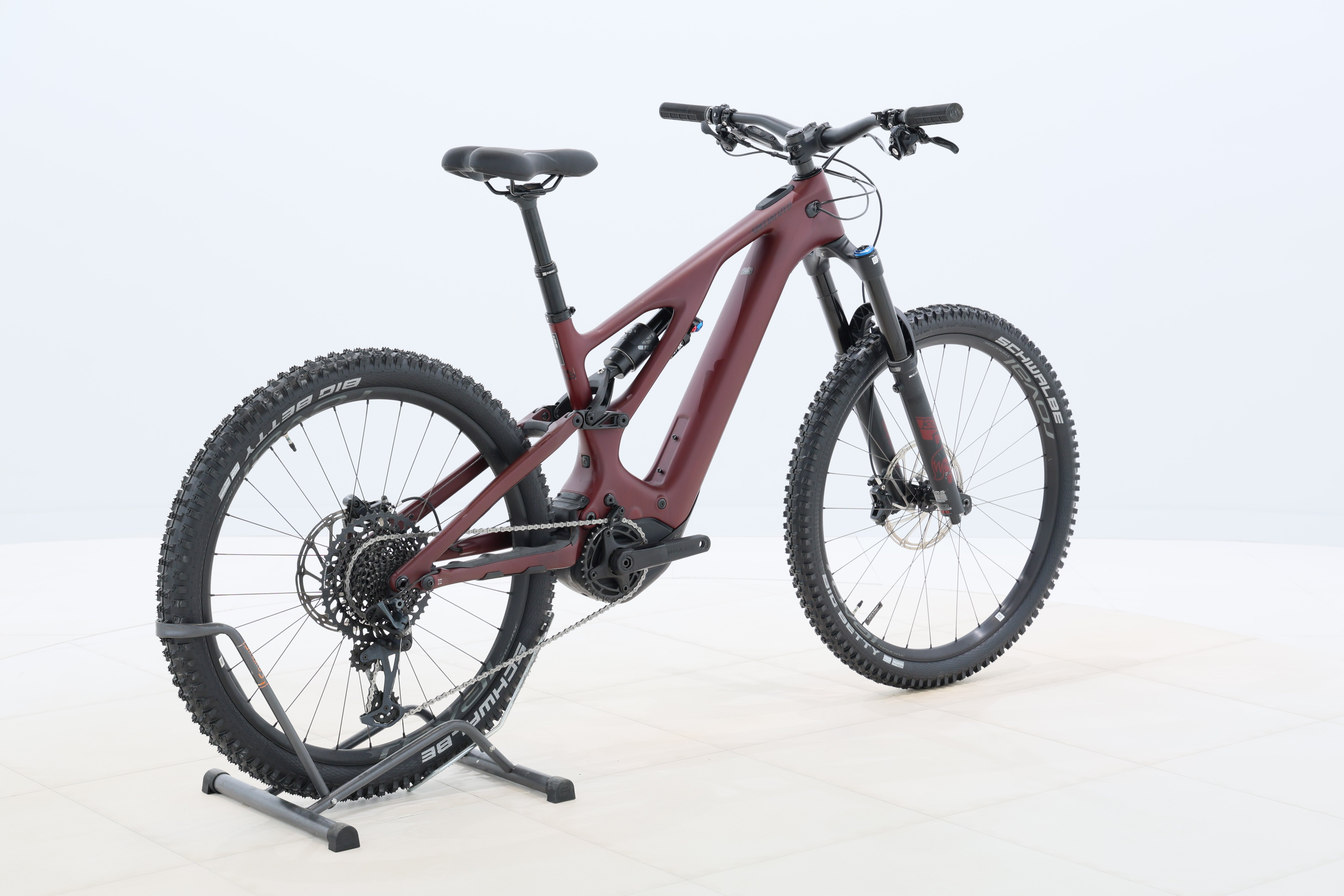 8a9a1da8-6914-41e3-b7cc-0859feb7e005