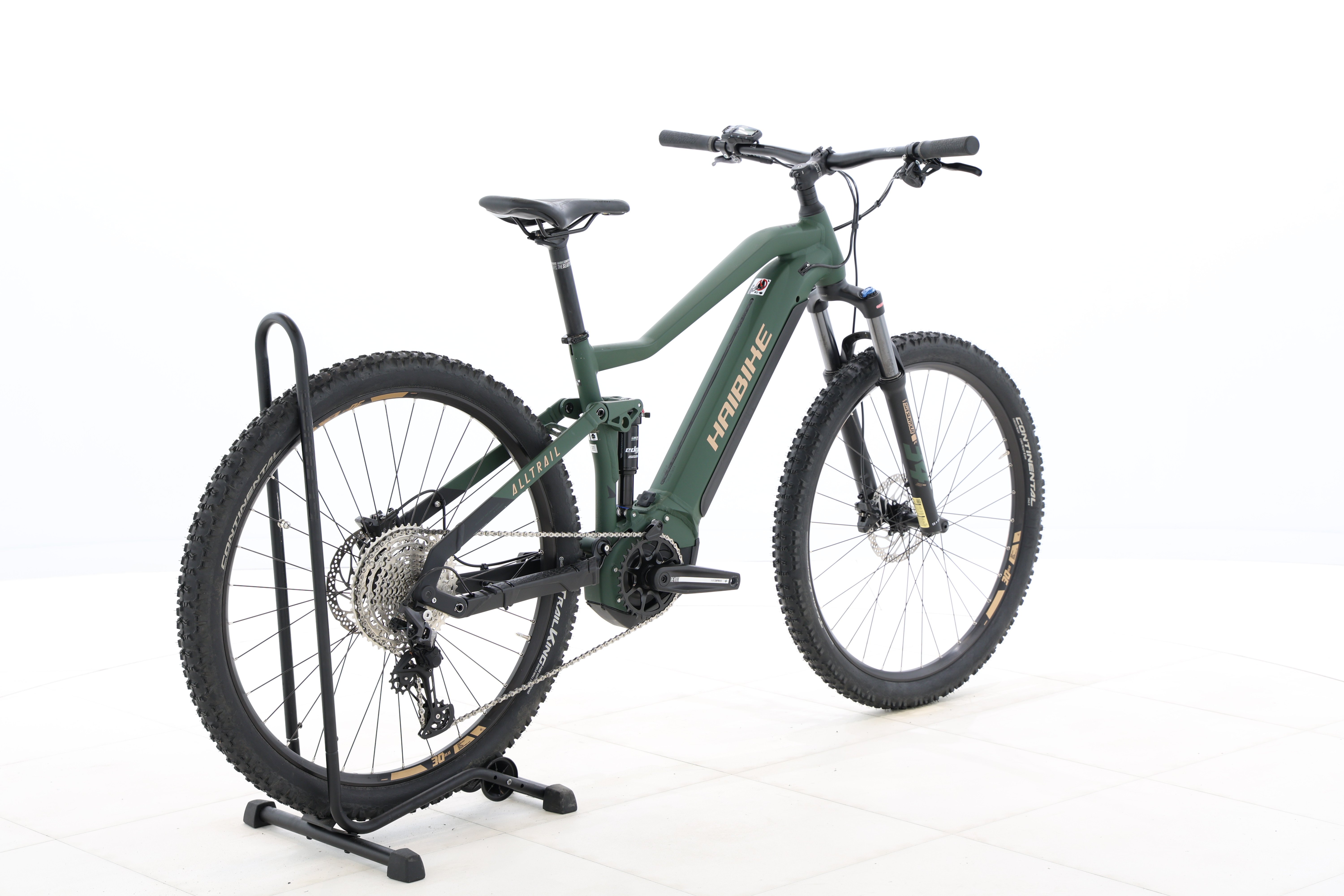 ff8b12bc-bb10-46b7-956a-02b5ba5db3fe