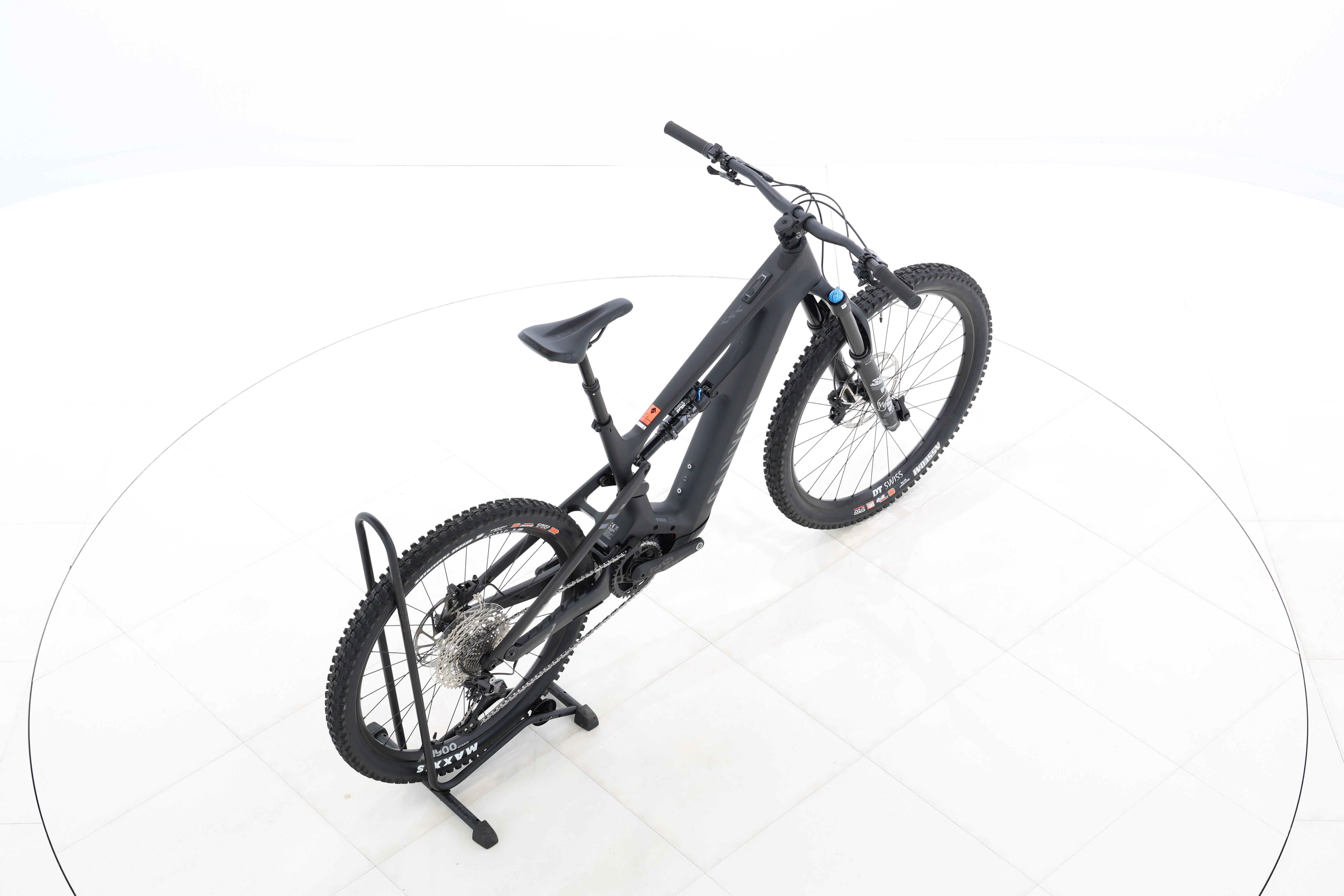 11fc4c0d-b404-4ba3-9050-ff3caf23e09b