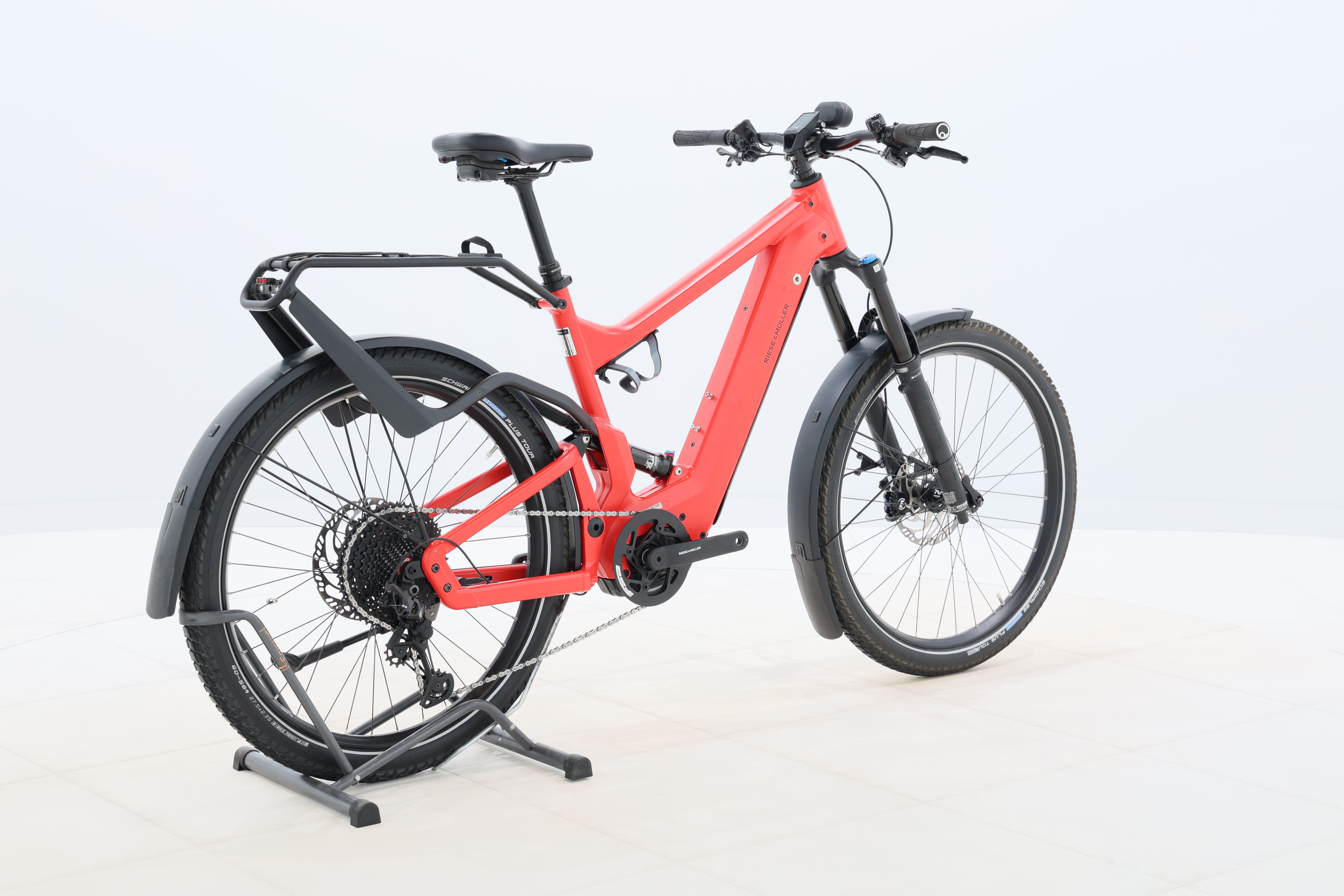 d8a6e47f-d171-460a-9833-5bd24f34b721