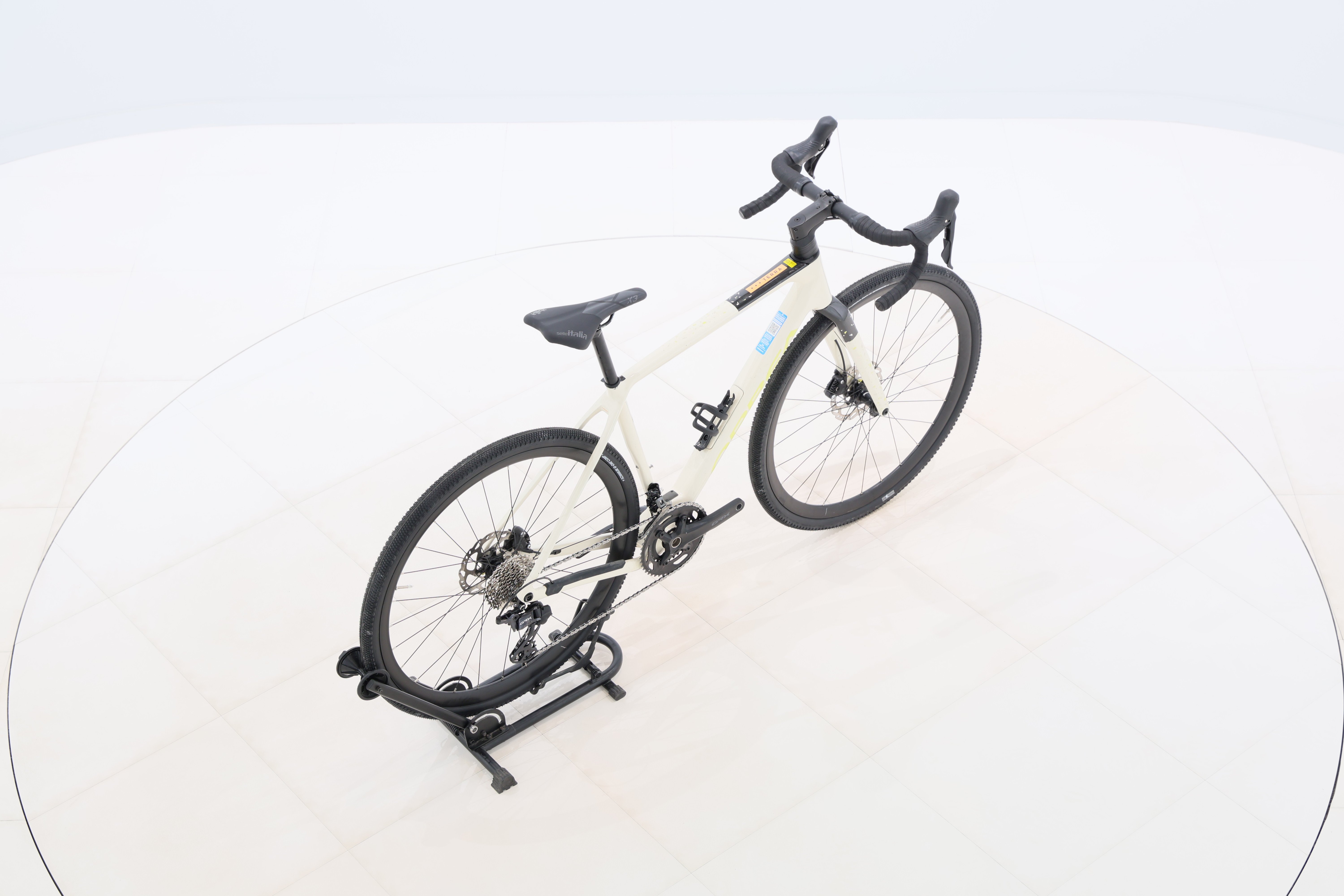 ae8abd53-fc77-4952-a77d-fd1e12b5c975