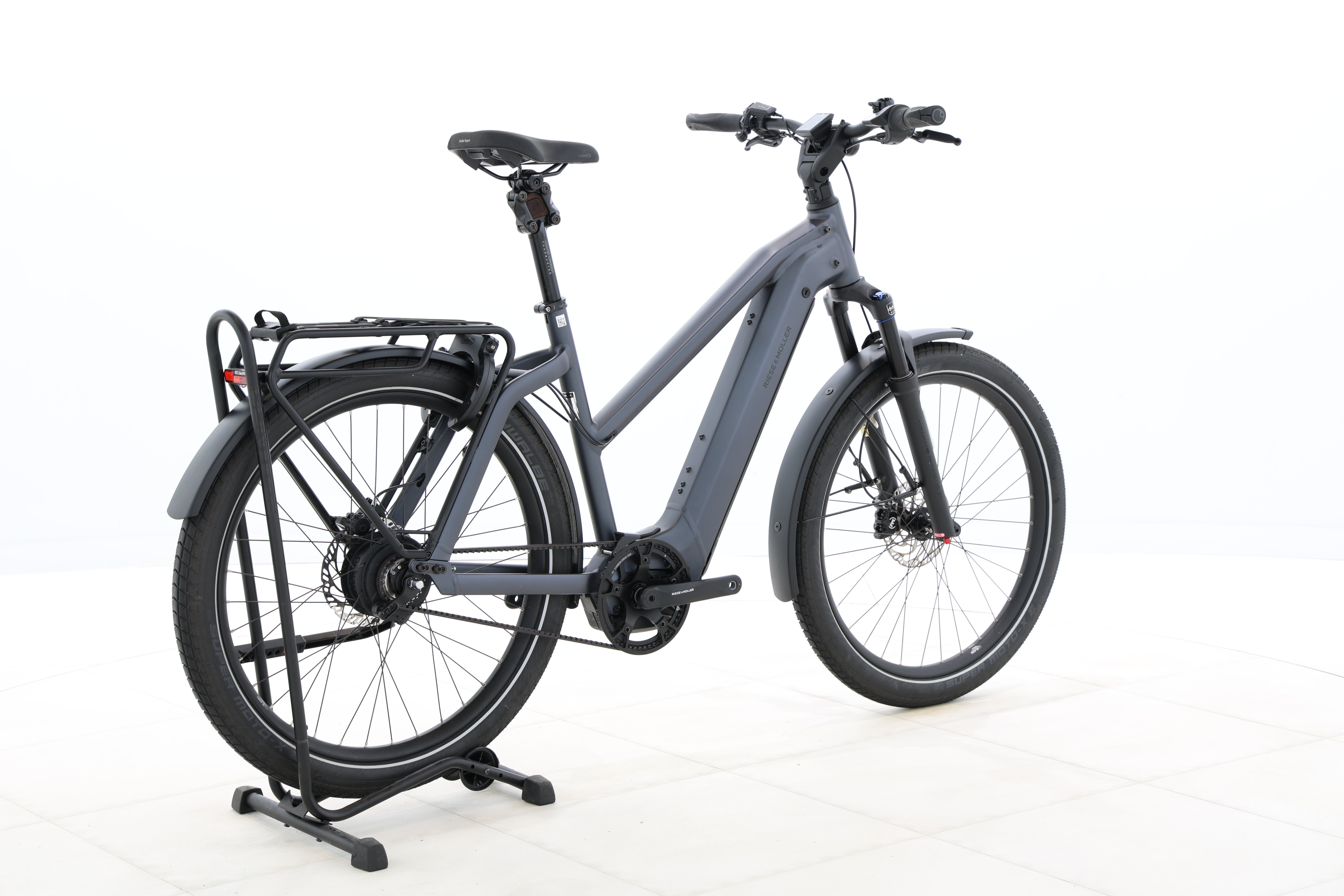 3ac1549e-093f-4a89-af72-249d33d885ba