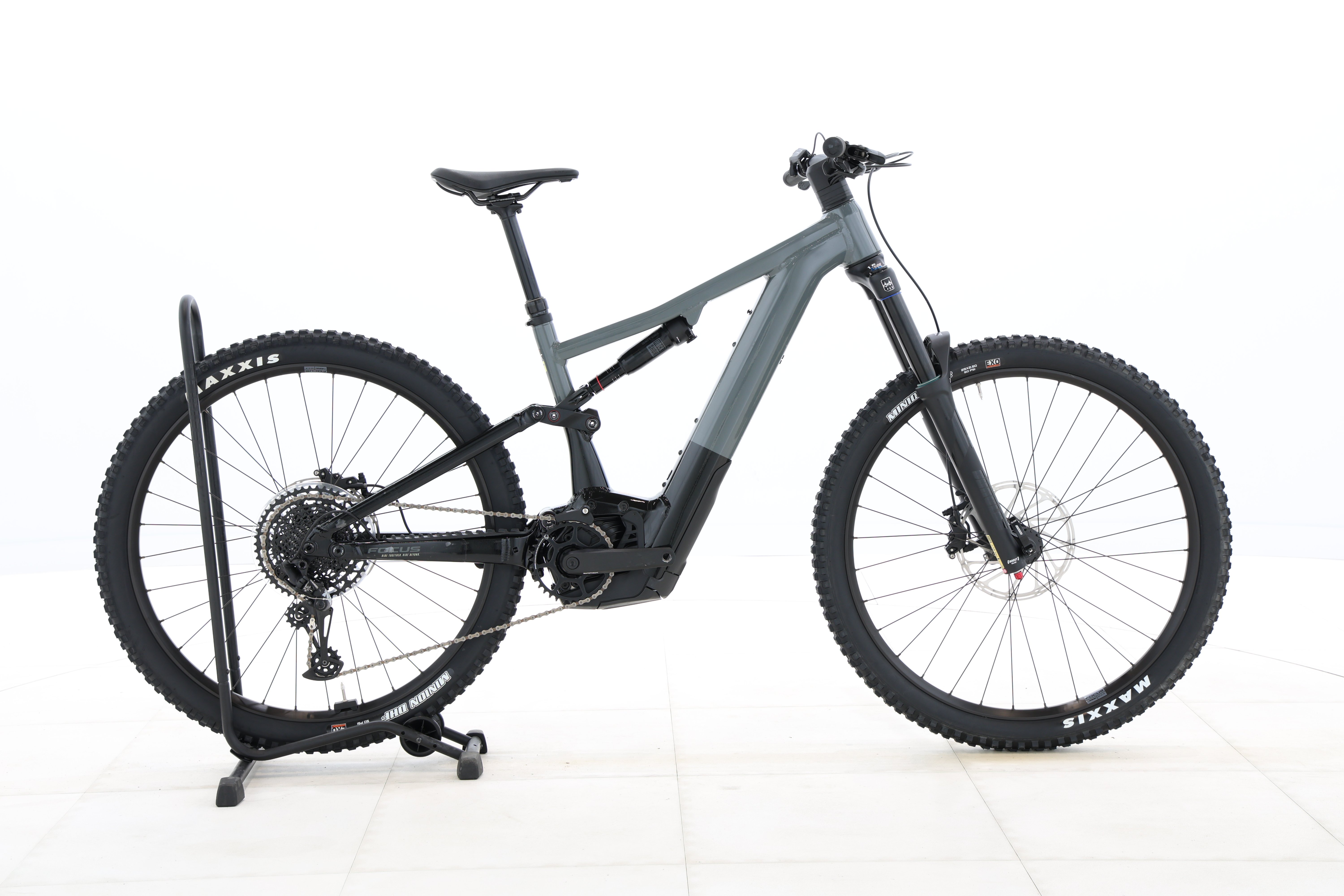 069cfb44-89a6-4e05-b863-f3d8bc924e65