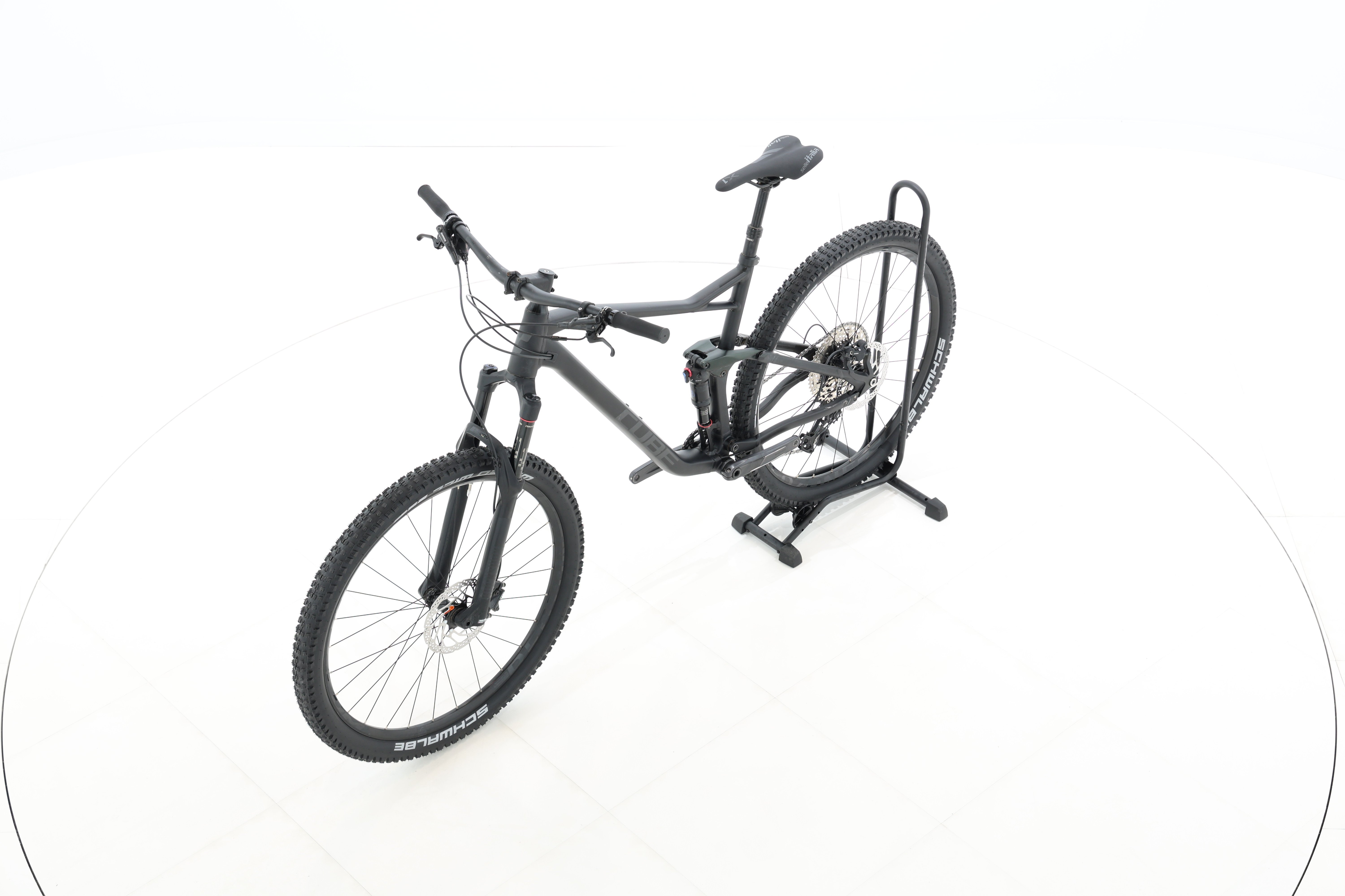 e9e191cf-e49f-46cc-bc34-d2324b97831c