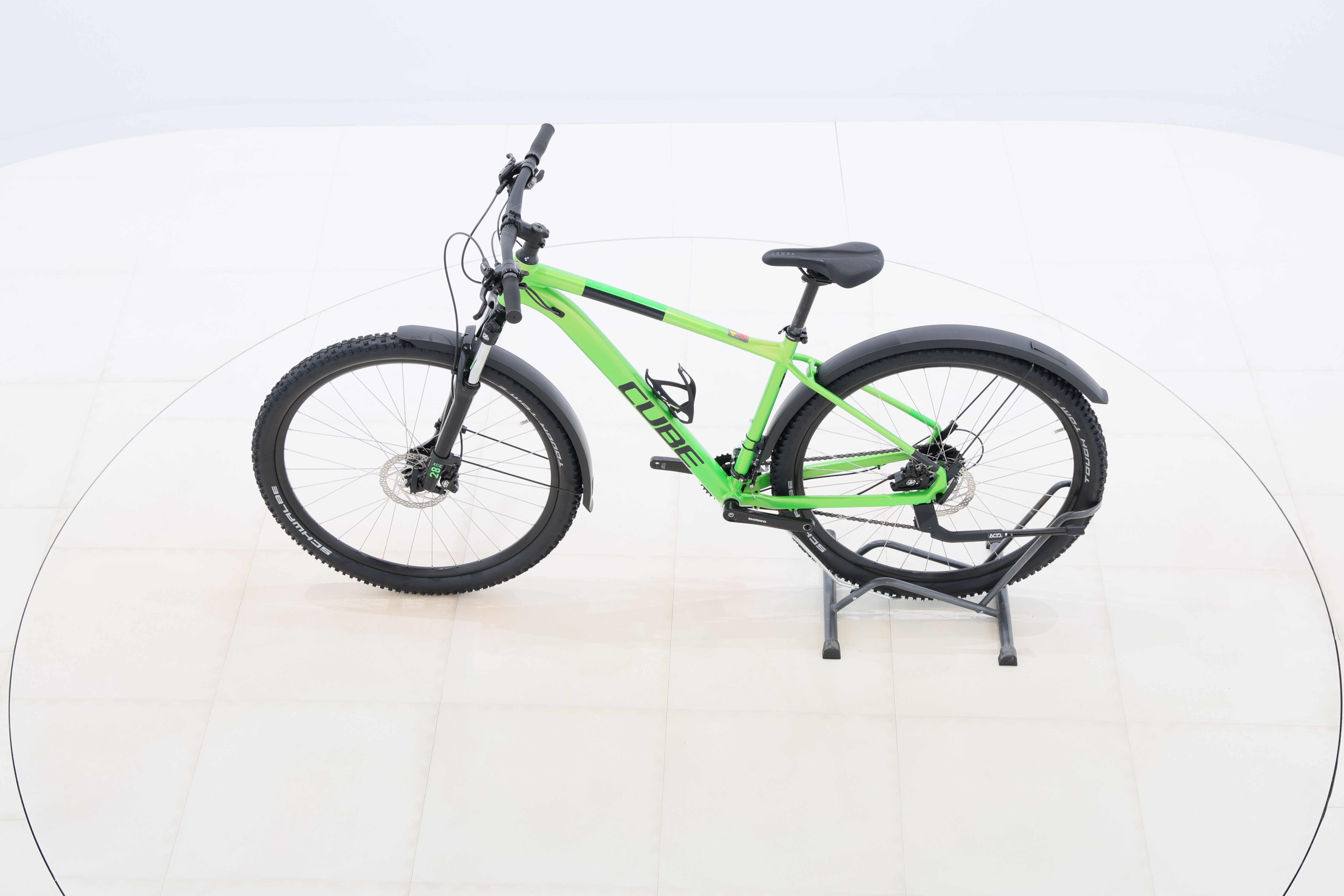 a2fd2406-027e-40fa-9630-3eb300666ba3