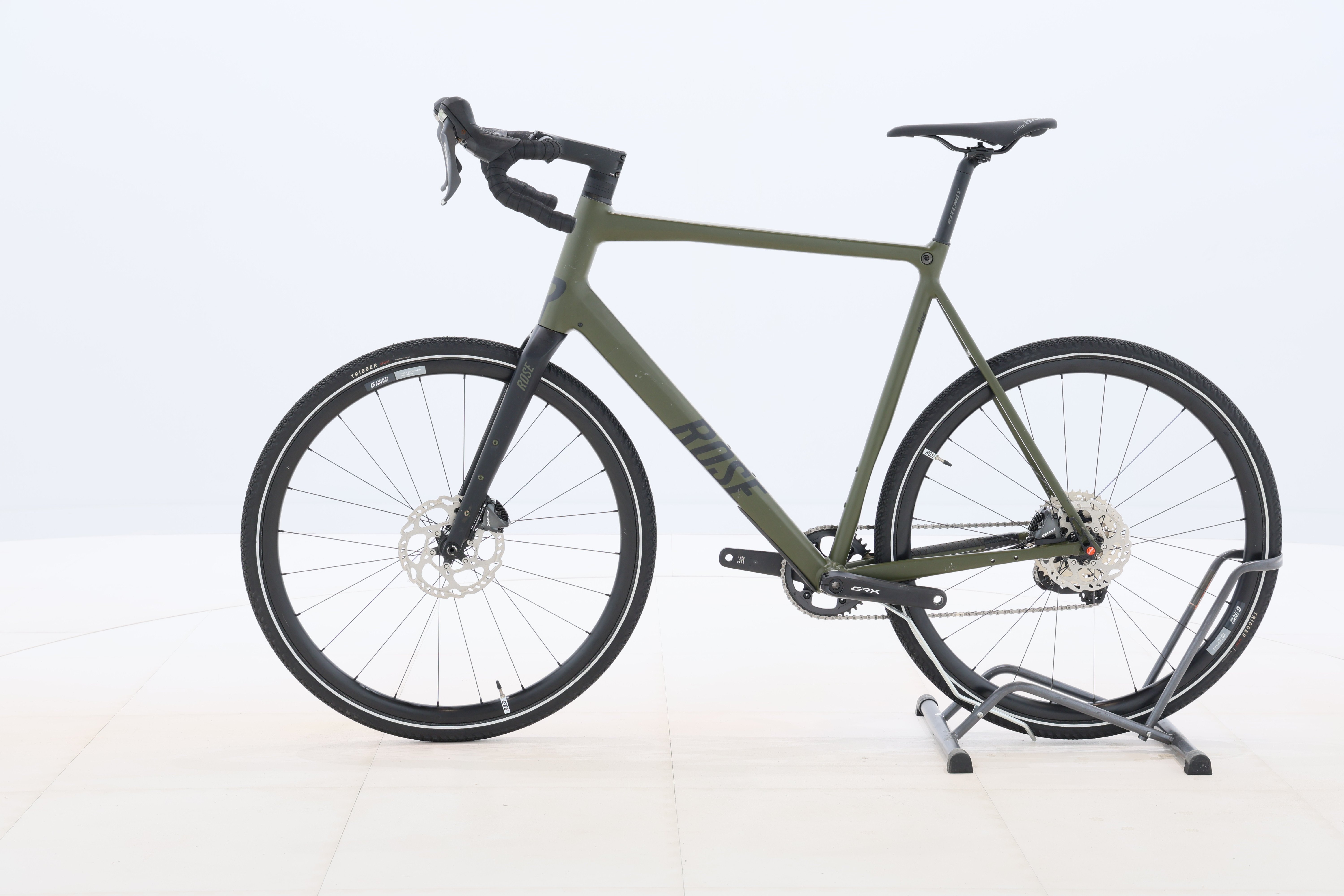 21f55a37-f03b-4361-8c3e-25b997aa64ec