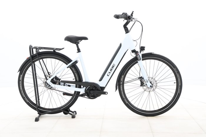 Cube SUPREME HYBRID EXC 625 2024