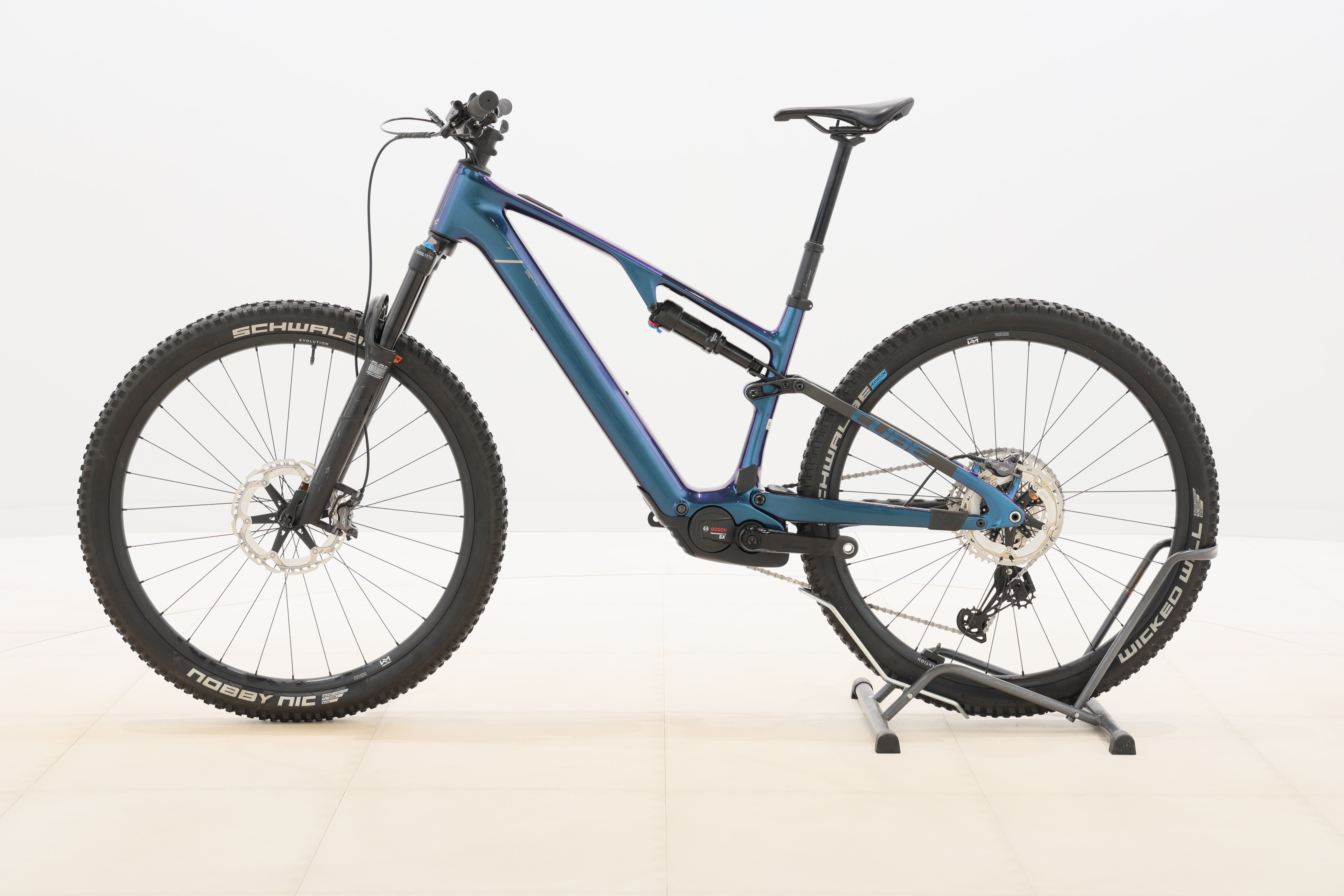 9e79b29e-702e-49bb-9d56-c367f470c8e6