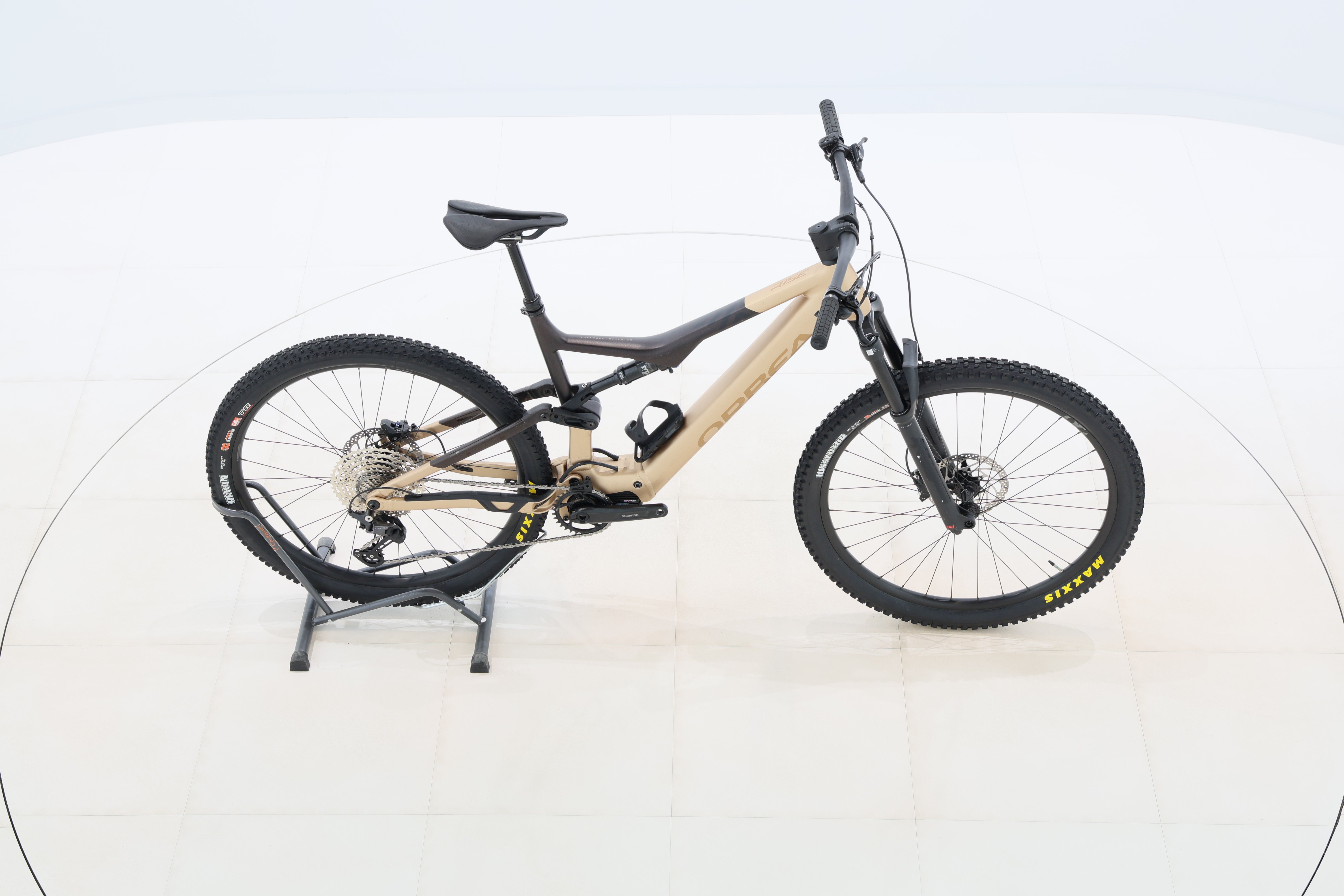 300f7e7e-0be8-41af-b4ce-7d1f0dd3c2b3