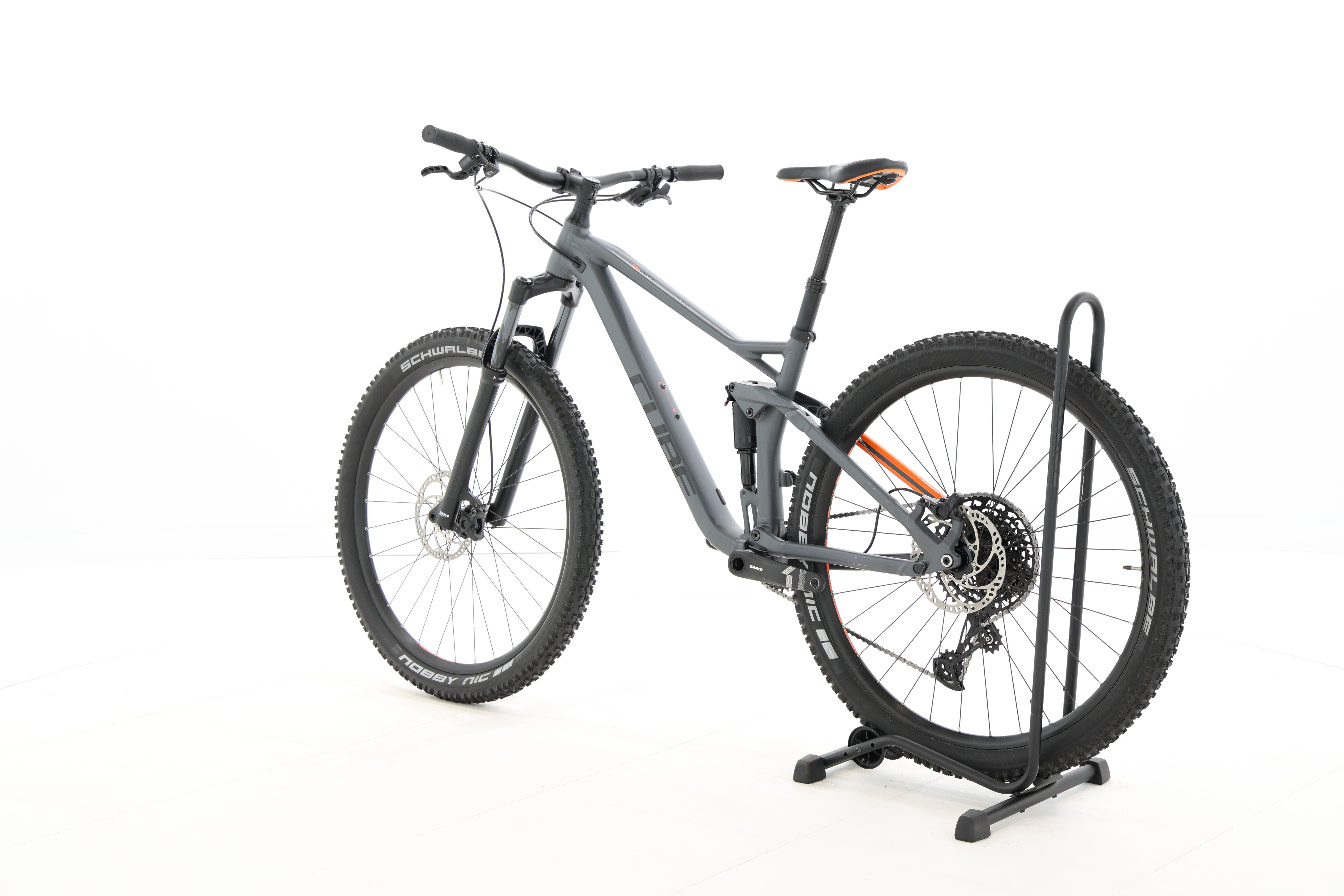 4afb450d-7214-4b64-a551-d5db88289974