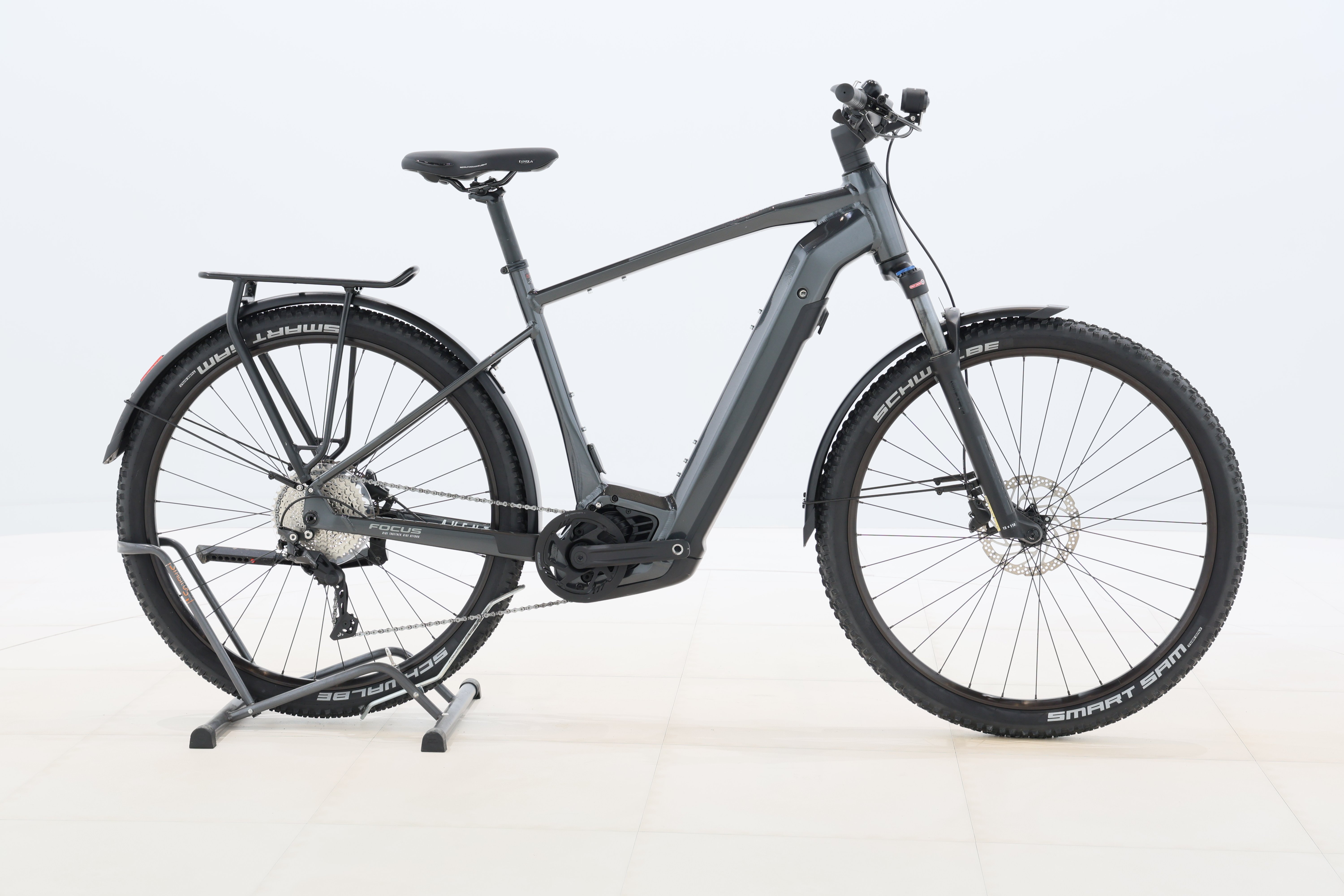 21c083b8-81cb-41bc-adad-7504934cd179